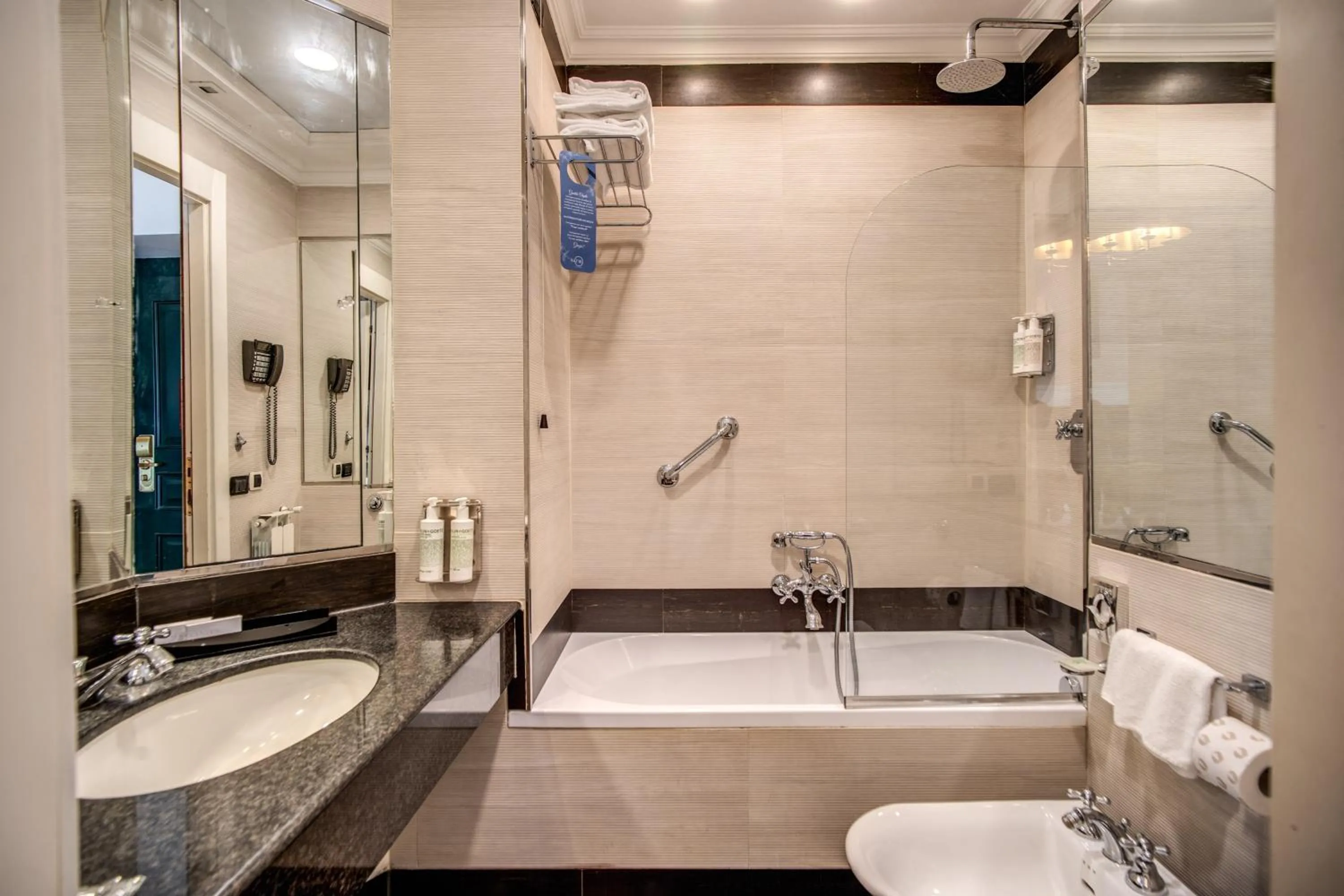 Shower in The Britannia Hotel