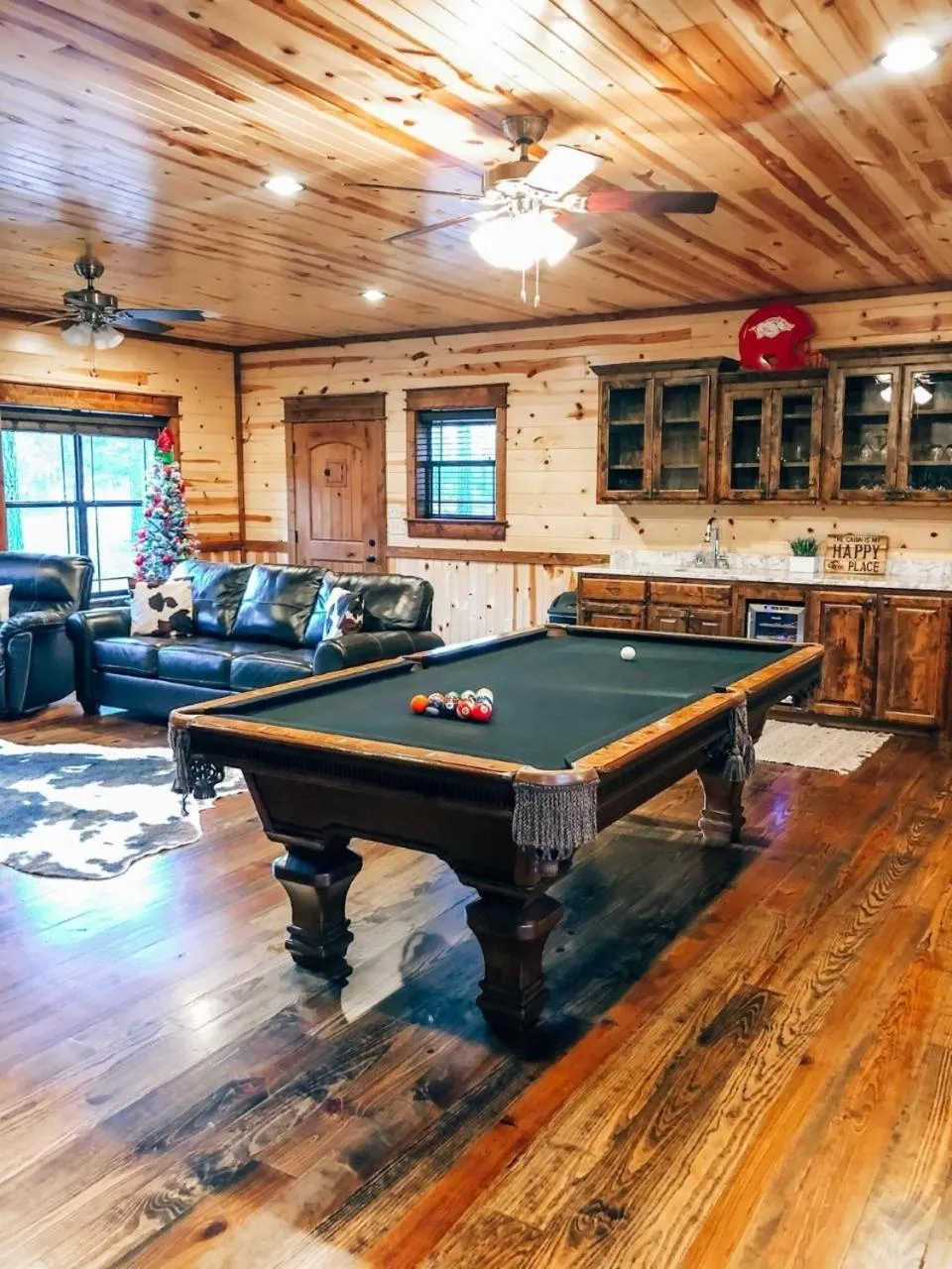 Billiard in Stone Mountain Lodge 5000sqft 6 Bed Game Room Pool Table Hot Tub