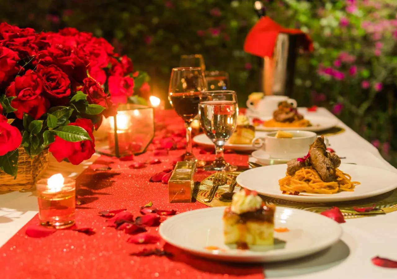 Restaurant/places to eat in Villa Daun 3 Canggu by Premier Hospitality Asia