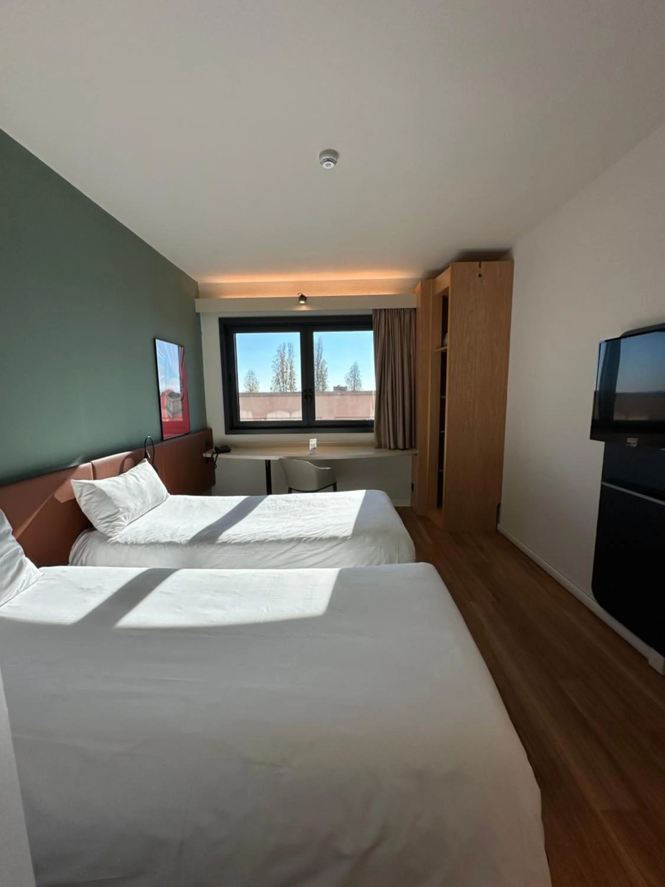 Bedroom, Bed in Ibis Roma Fiera