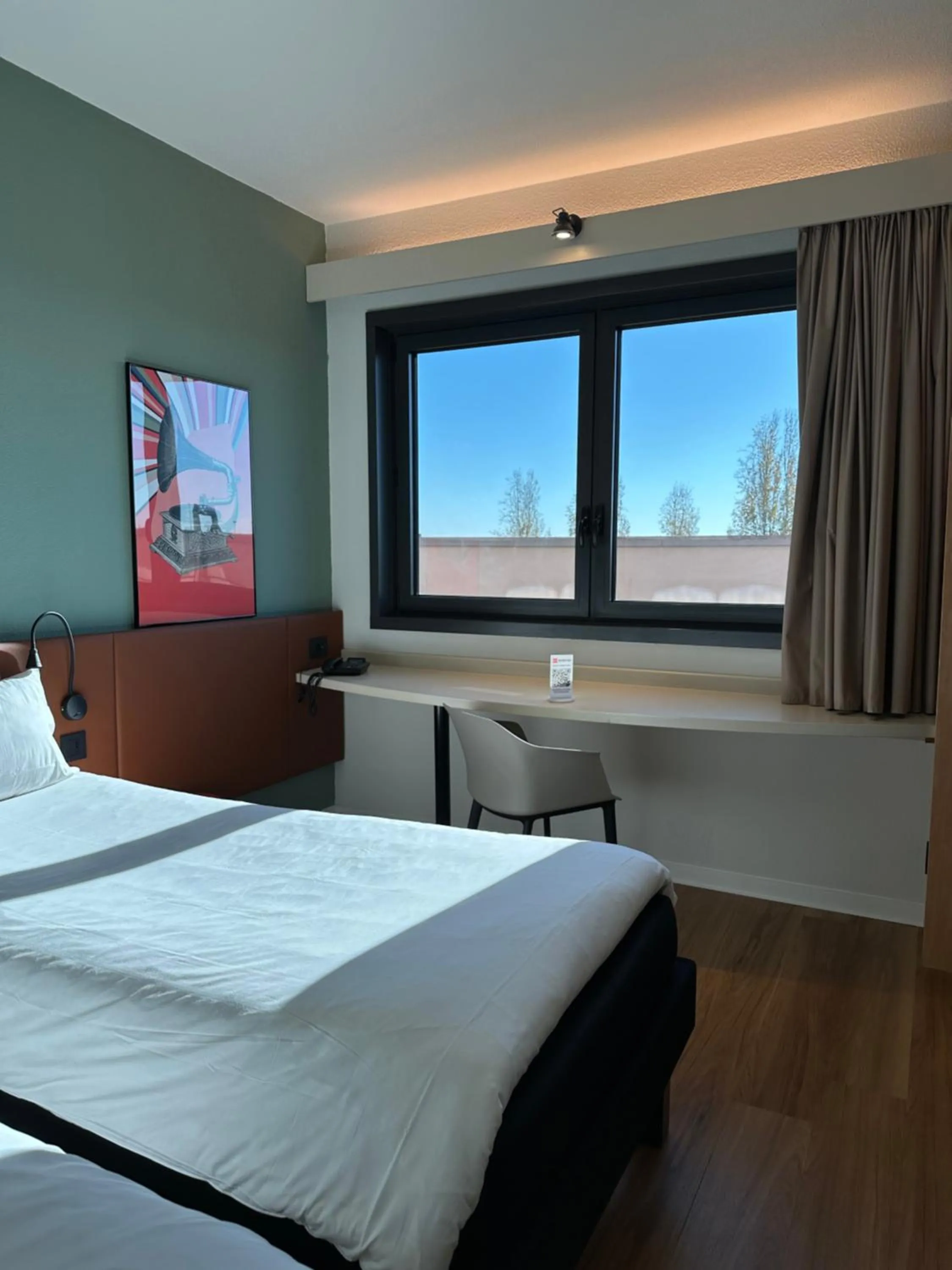 Bedroom, Bed in Ibis Roma Fiera