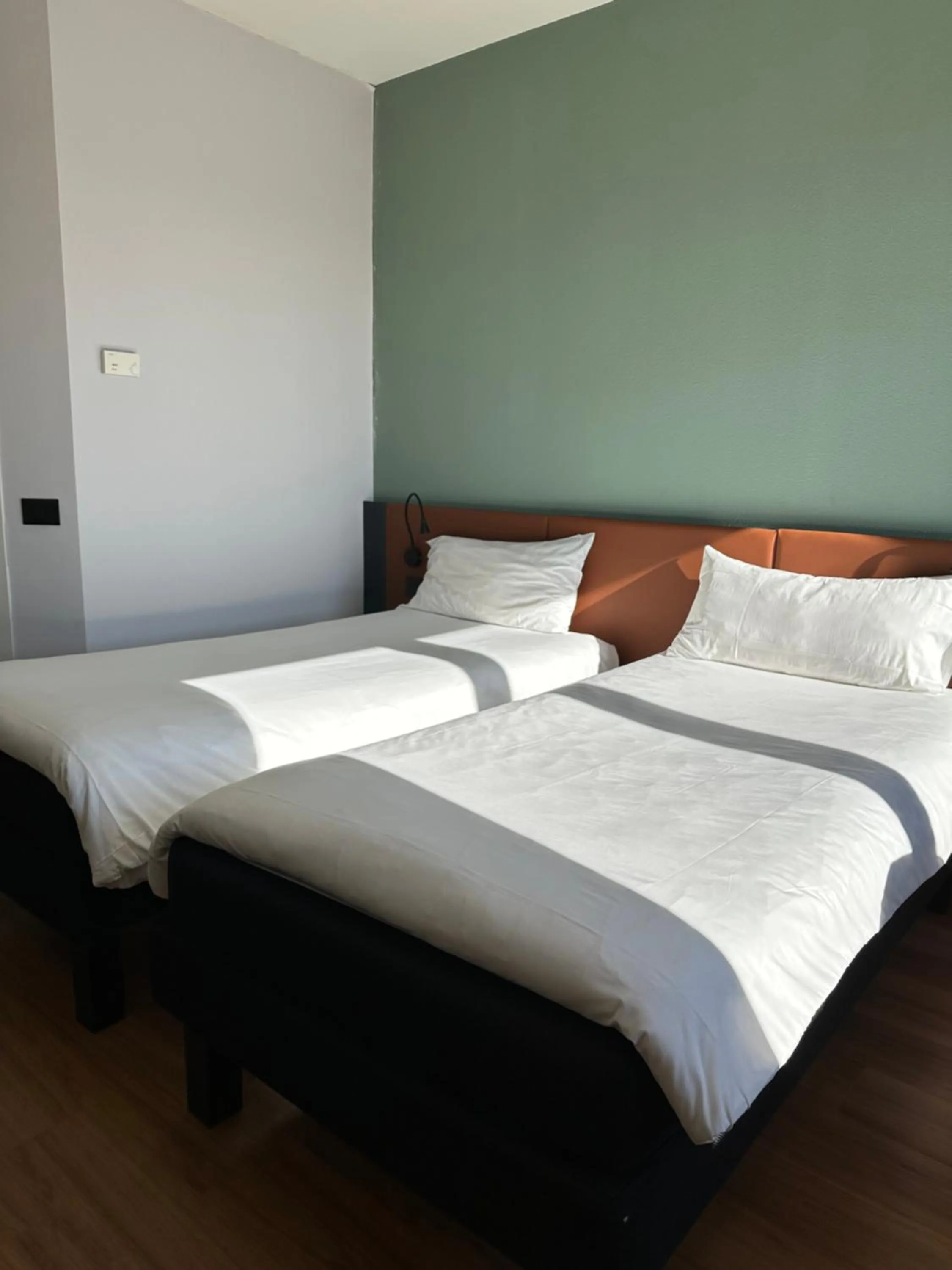 Bedroom, Bed in Ibis Roma Fiera