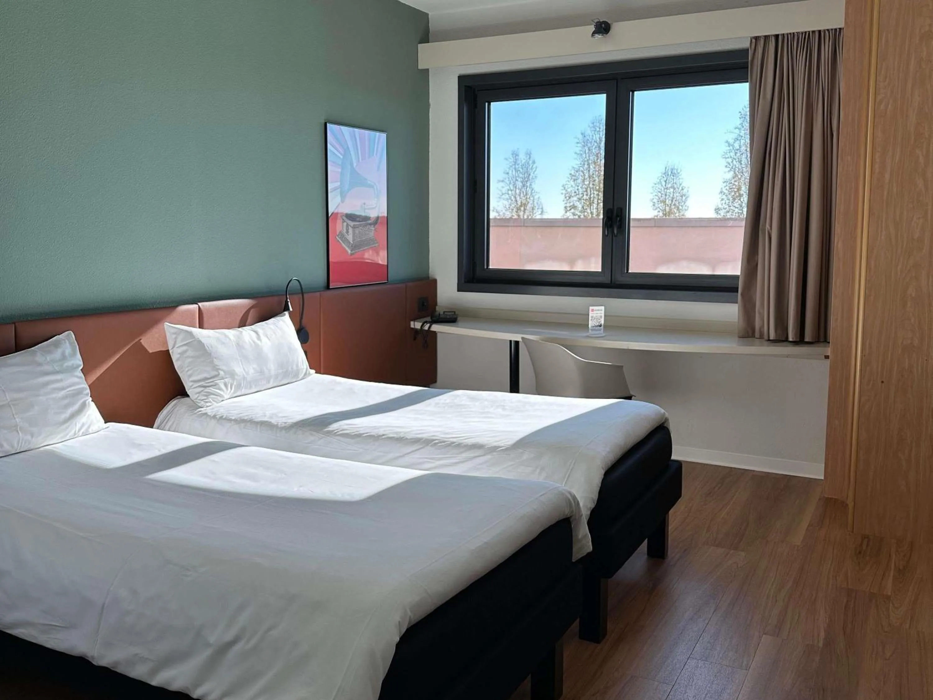 Bedroom, Bed in Ibis Roma Fiera