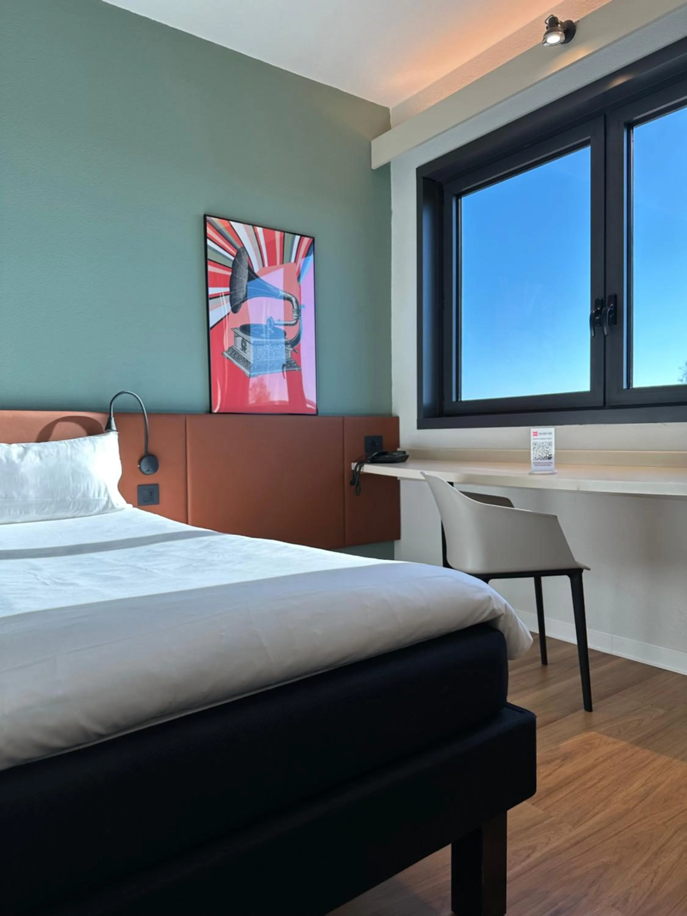 Bedroom, Bed in Ibis Roma Fiera