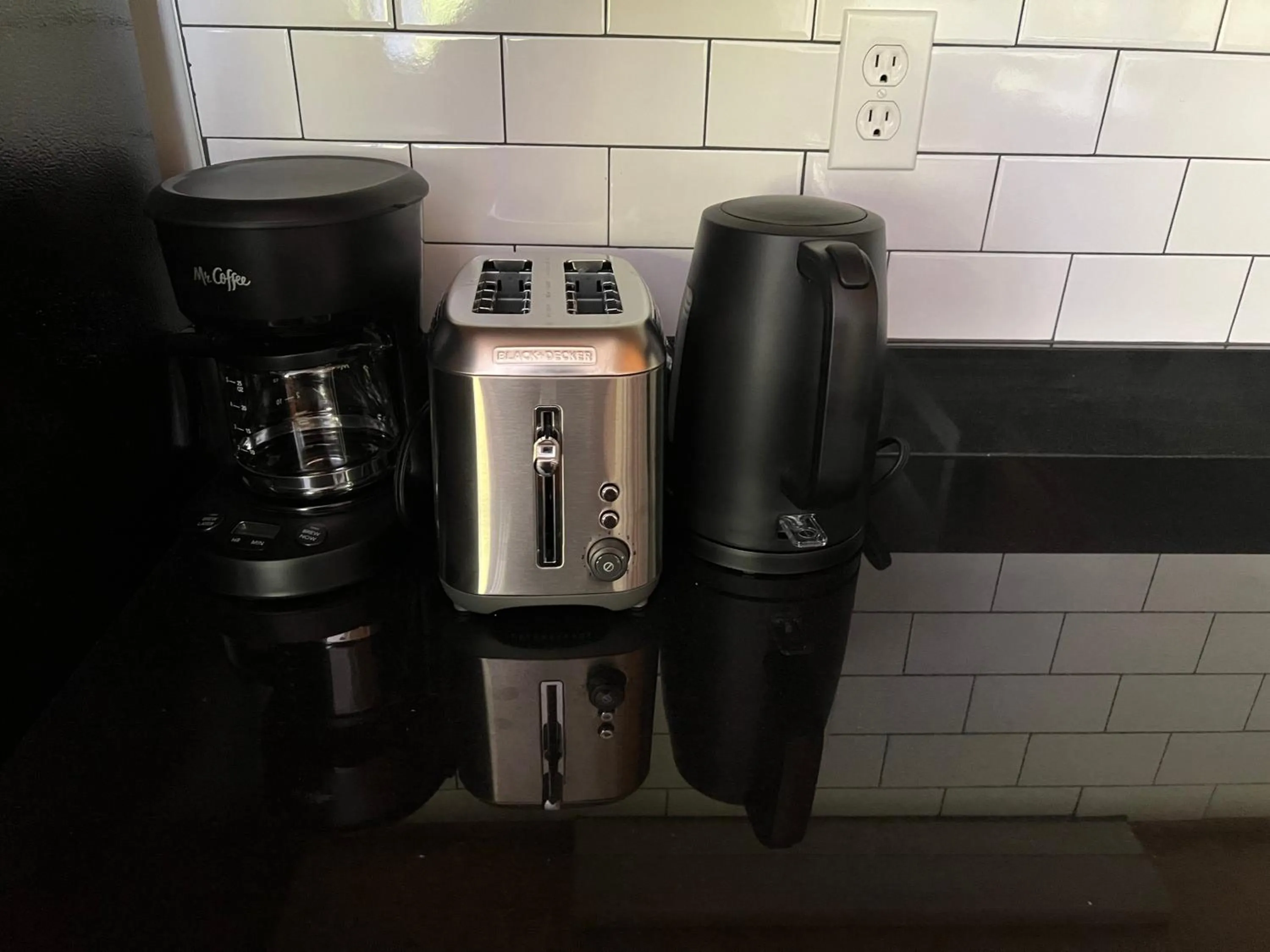 Coffee/tea facilities in Downtown Norfolk Loft
