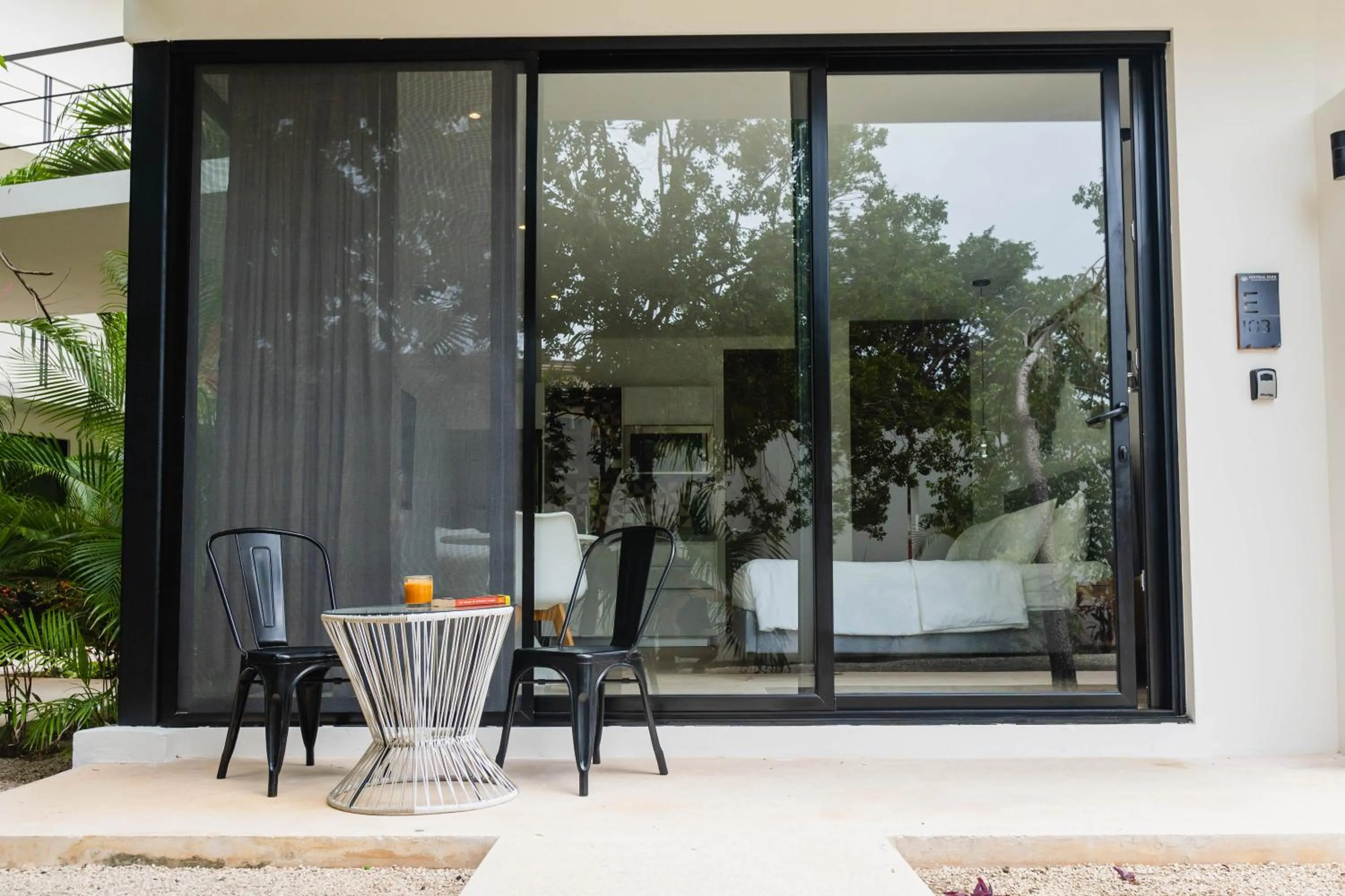 Balcony/Terrace in Central Park ModernStudio, Gym, Spa, Wi-Fi, cowork