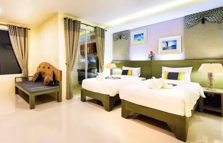 Deluxe Twin Room in The Cheetar Hotel Deluxe Twin Room in The Cheetar Hotel