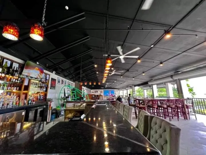 Restaurant/places to eat in Leuchtturm Resort