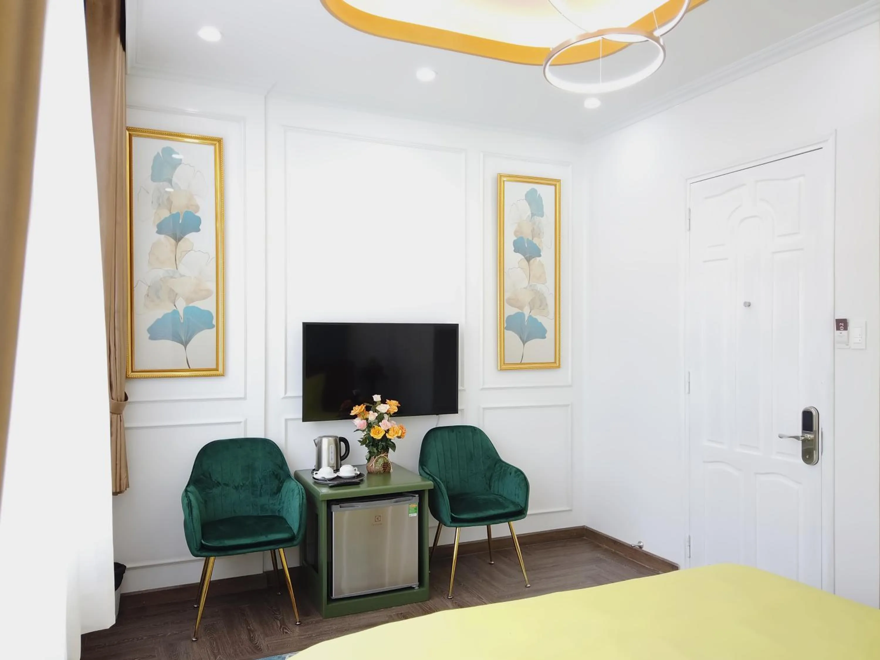 Communal lounge/ TV room, Bed in Free Style Hotel Dalat