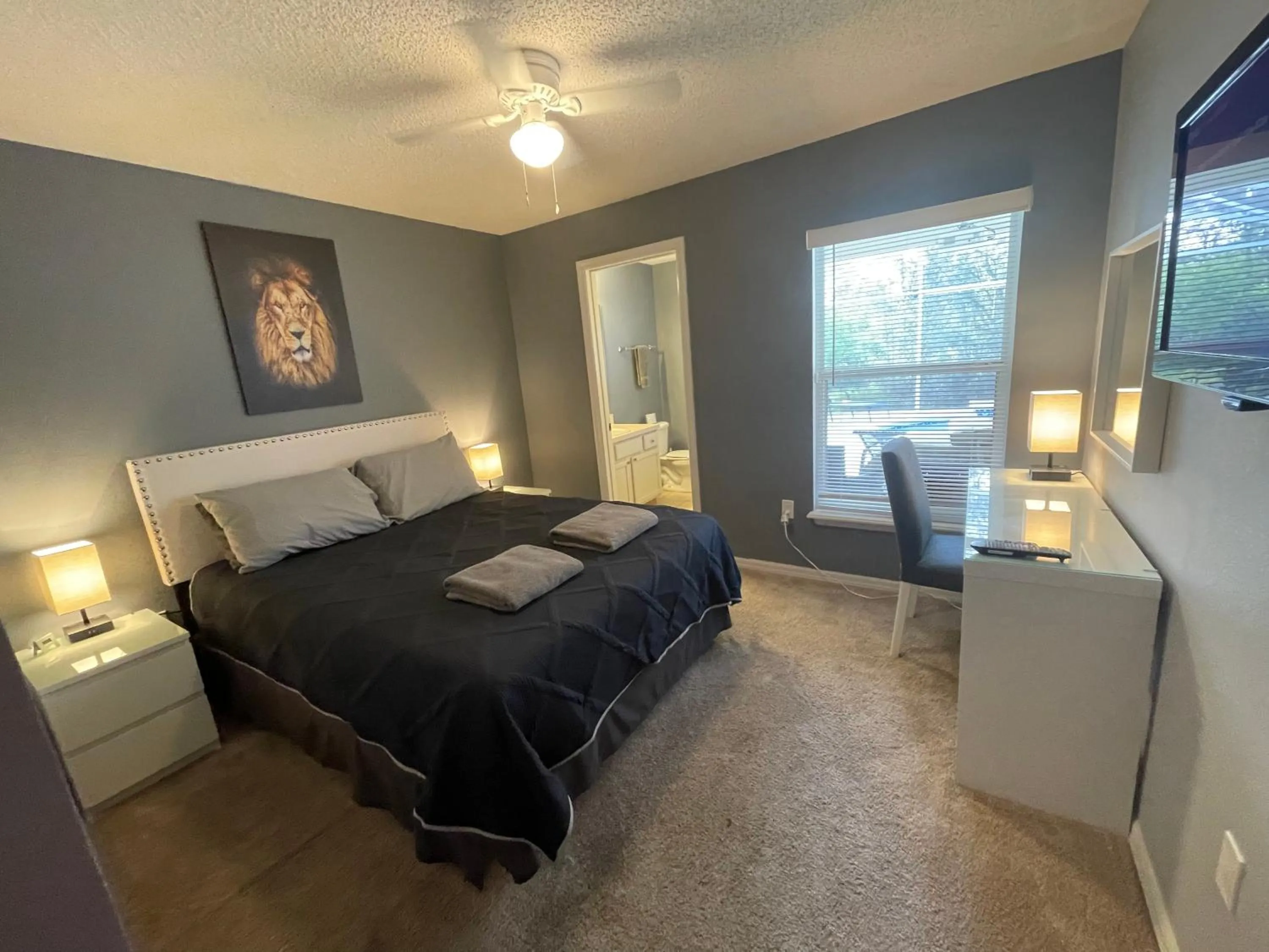 Bedroom, Bed in 3 Bedroom Villa with Poolside Cinema and Games Room Close to theme Parks sleeps 6 plus 2