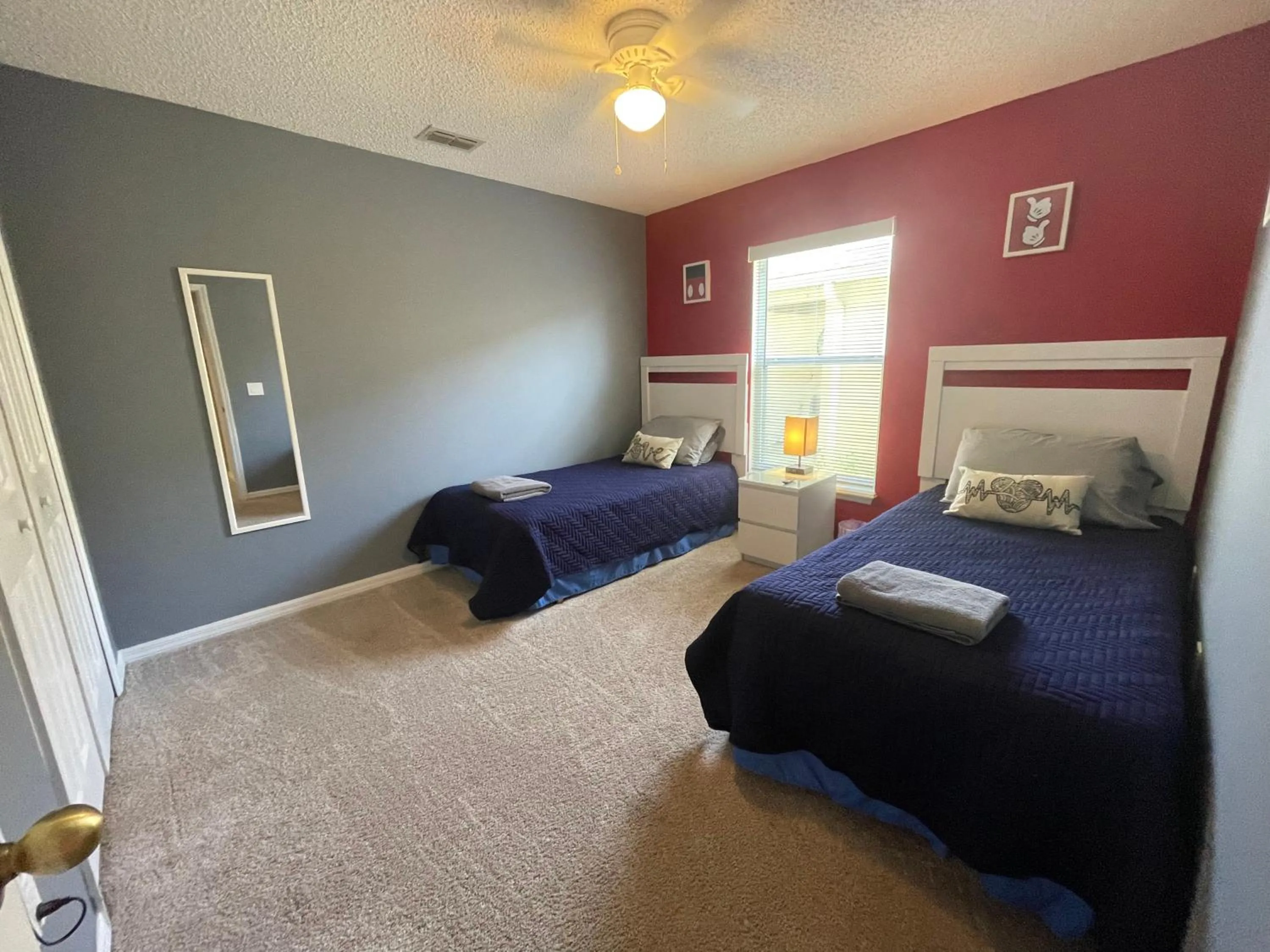 Bedroom, Bed in 3 Bedroom Villa with Poolside Cinema and Games Room Close to theme Parks sleeps 6 plus 2