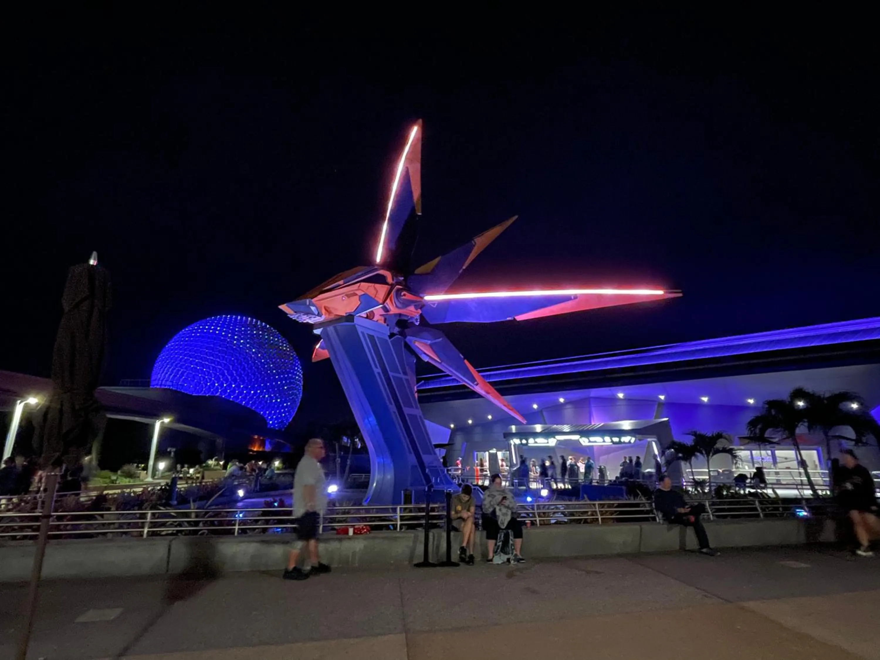 Nearby landmark in 3 Bedroom Villa with Poolside Cinema and Games Room Close to theme Parks sleeps 6 plus 2