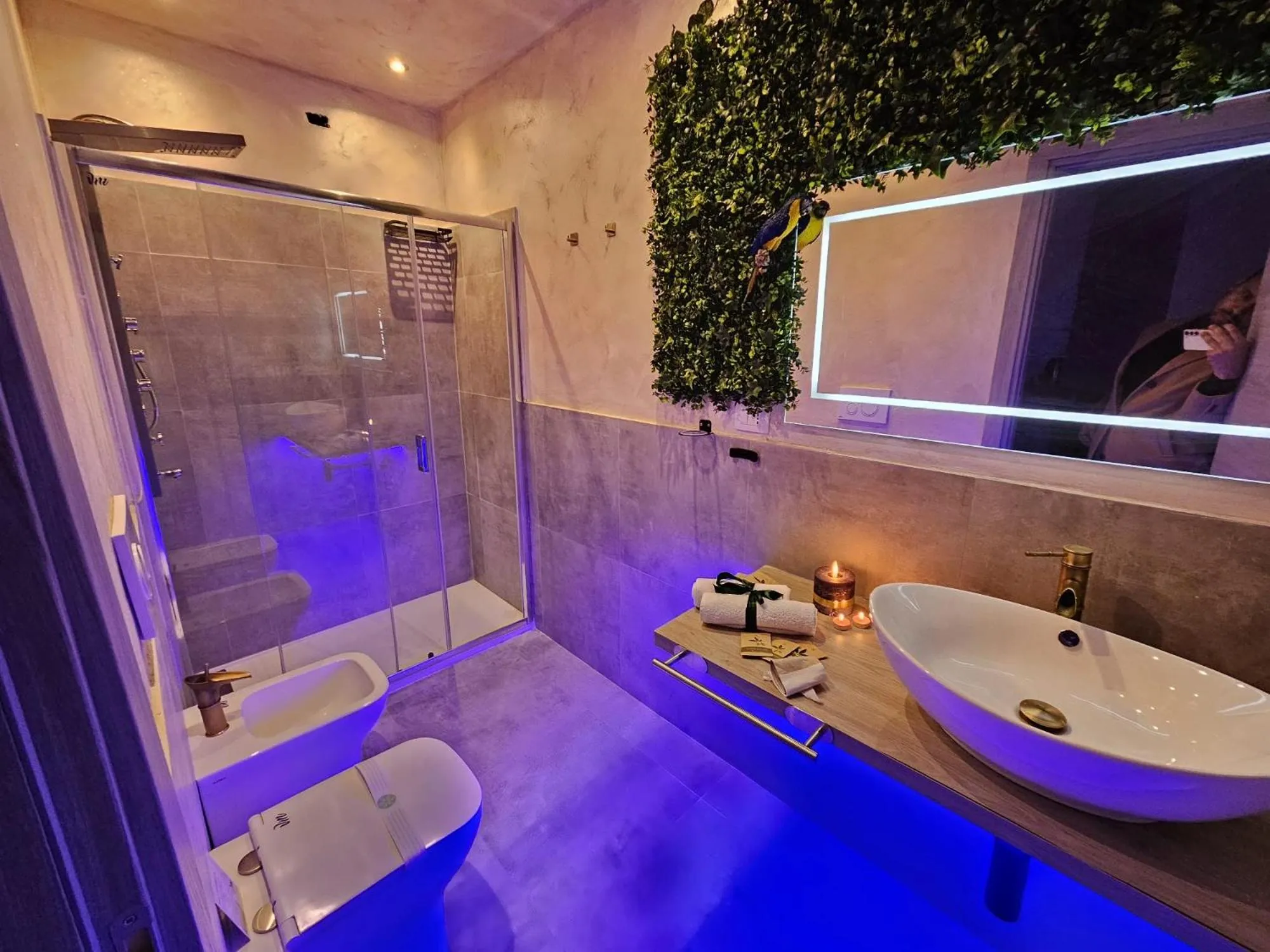 Shower in B&B Villa Maracujà