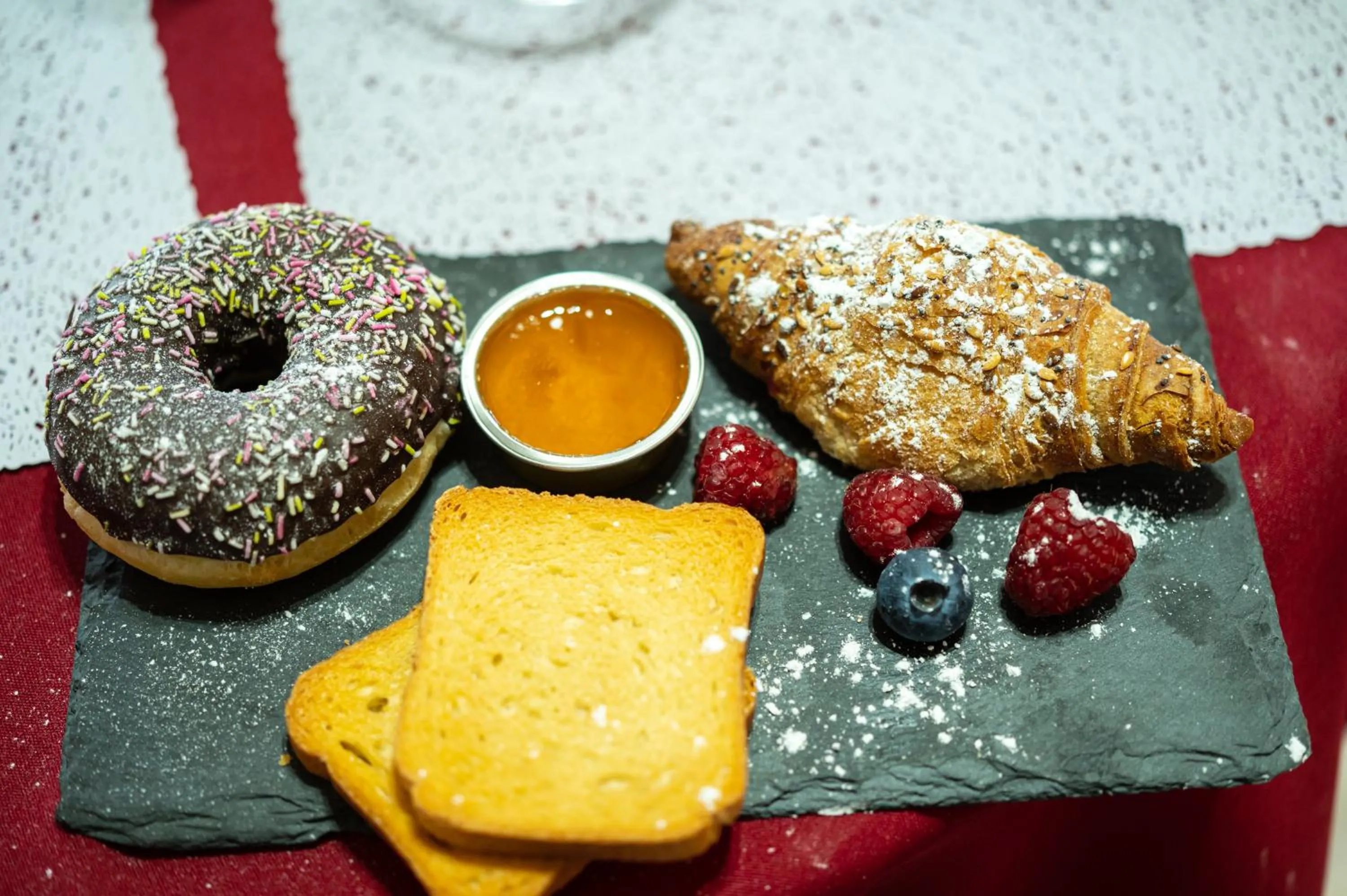 Food and drinks in B&B Villa Maracujà