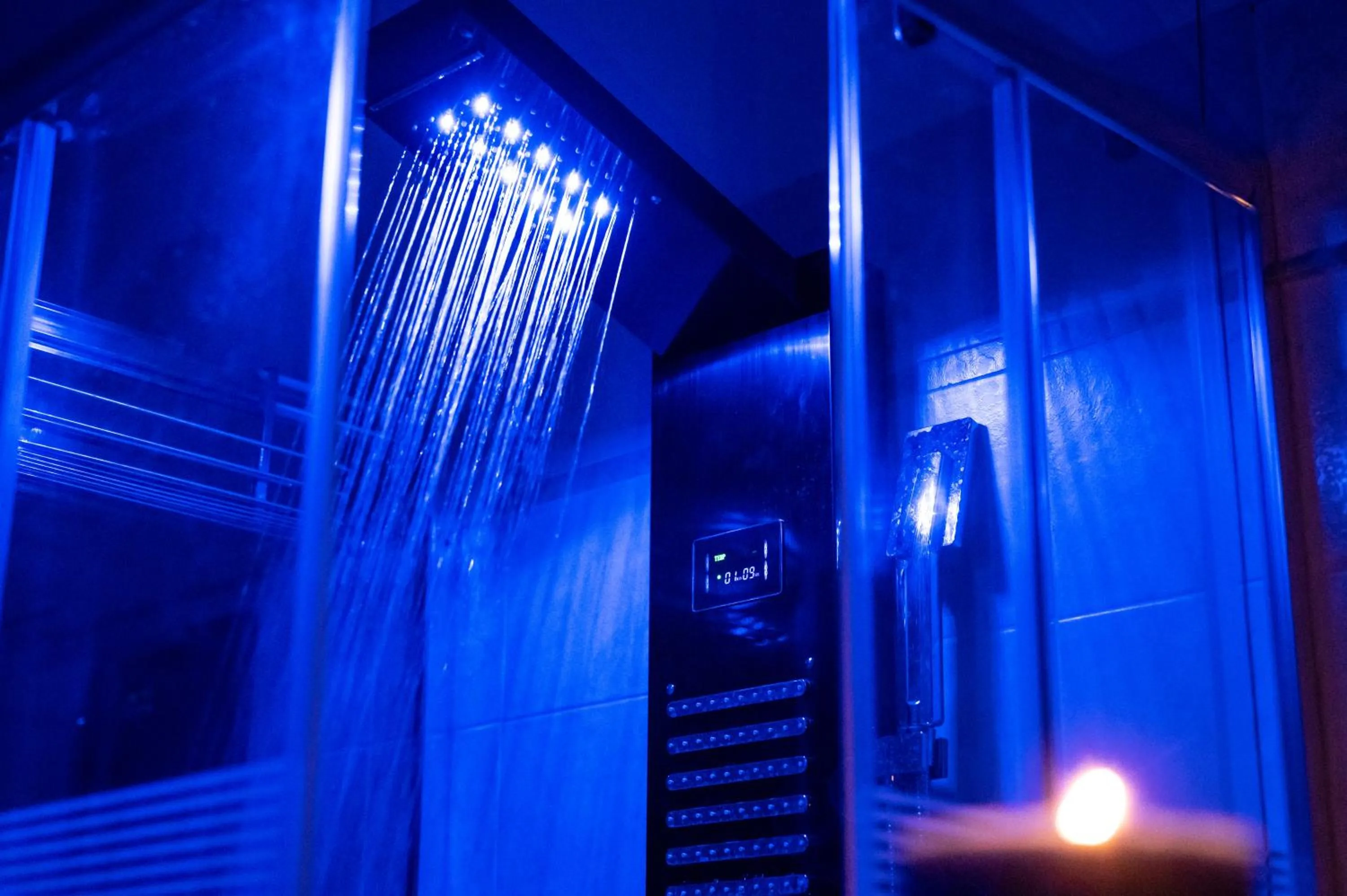 Shower in B&B Villa Maracujà