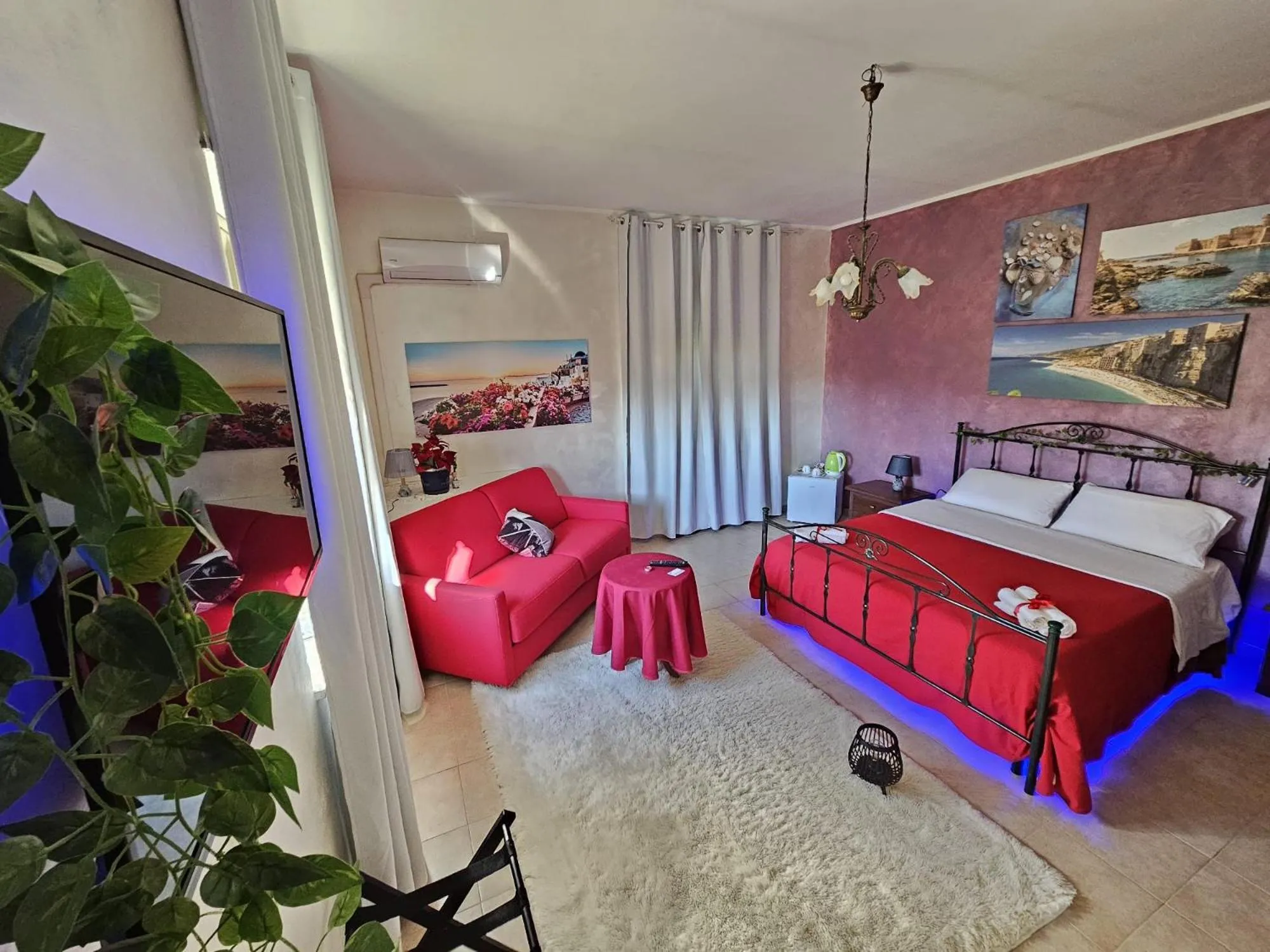 Photo of the whole room, Bed in B&B Villa Maracujà