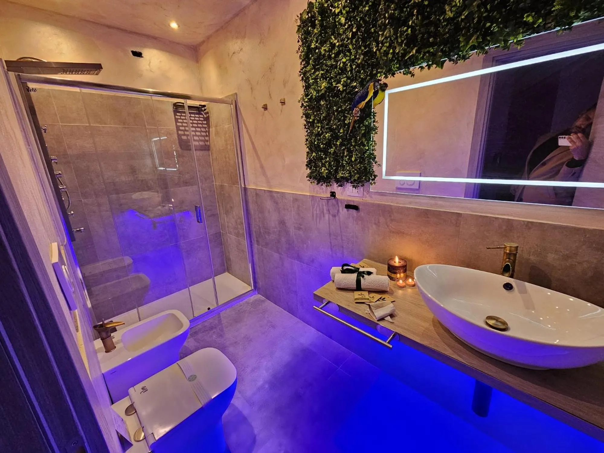 Shower in B&B Villa Maracujà