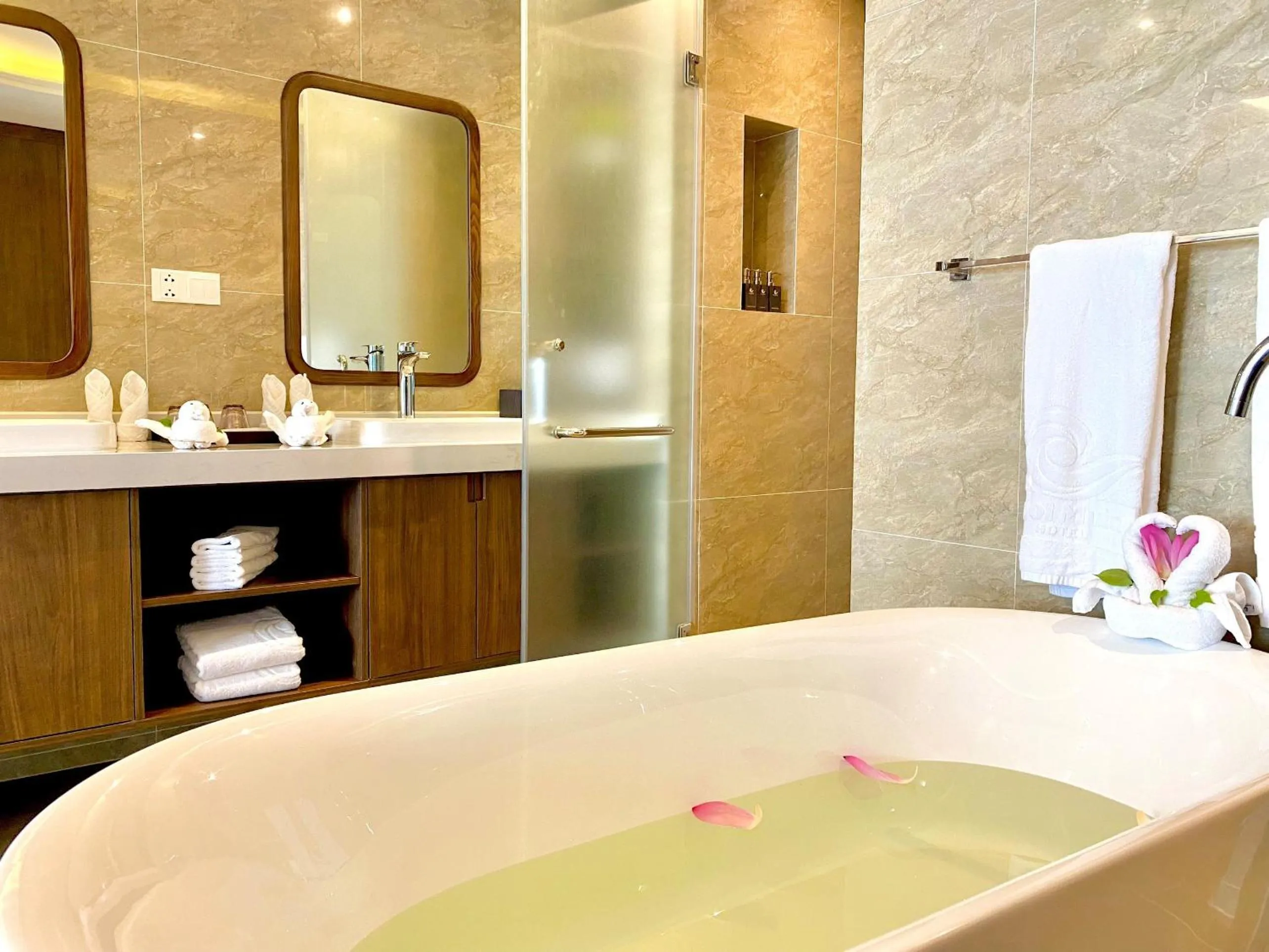 Bathroom in Vipol Mui Ne Hotel & Spa