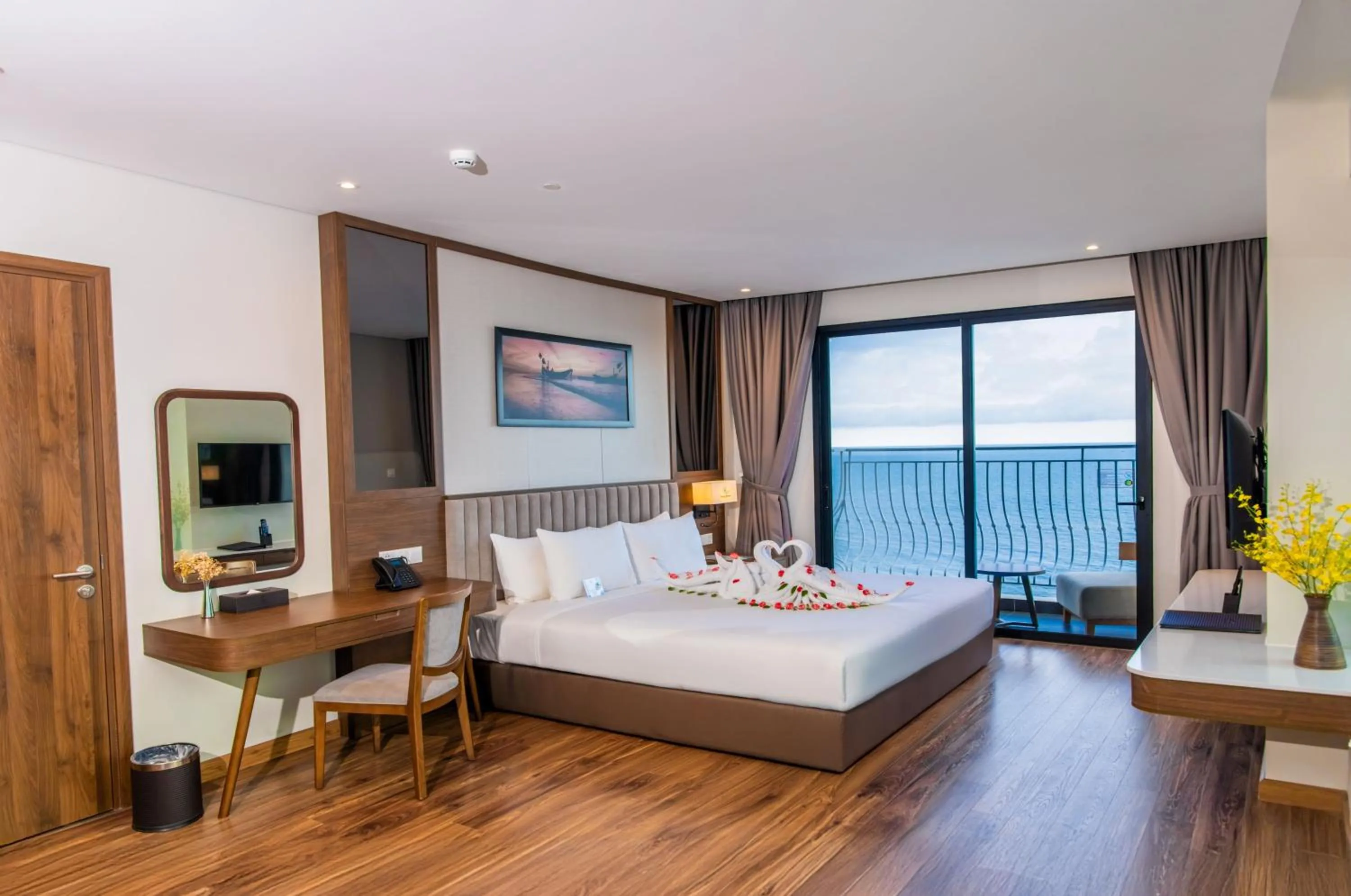 Bed in Vipol Mui Ne Hotel & Spa