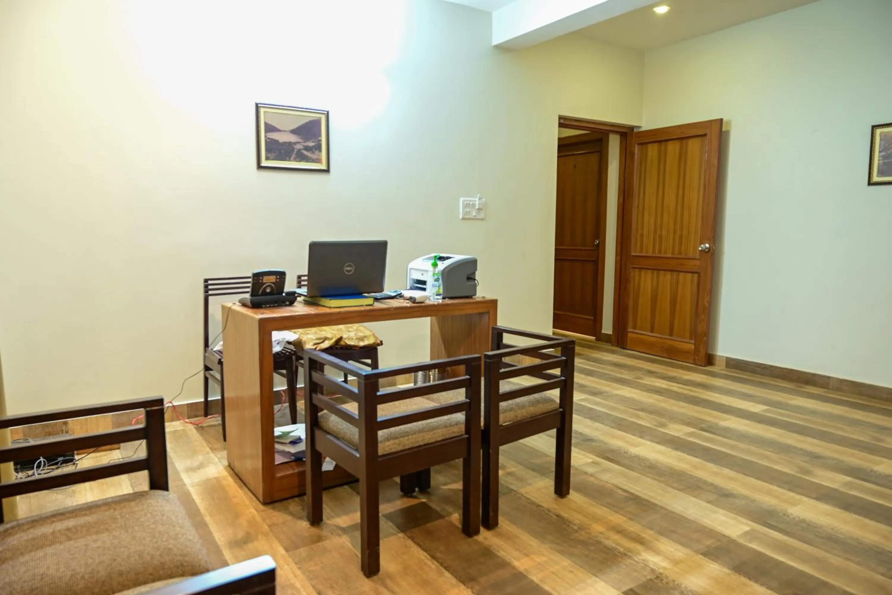 Lobby or reception in The Fern Villas Nainital By Beyond Stay