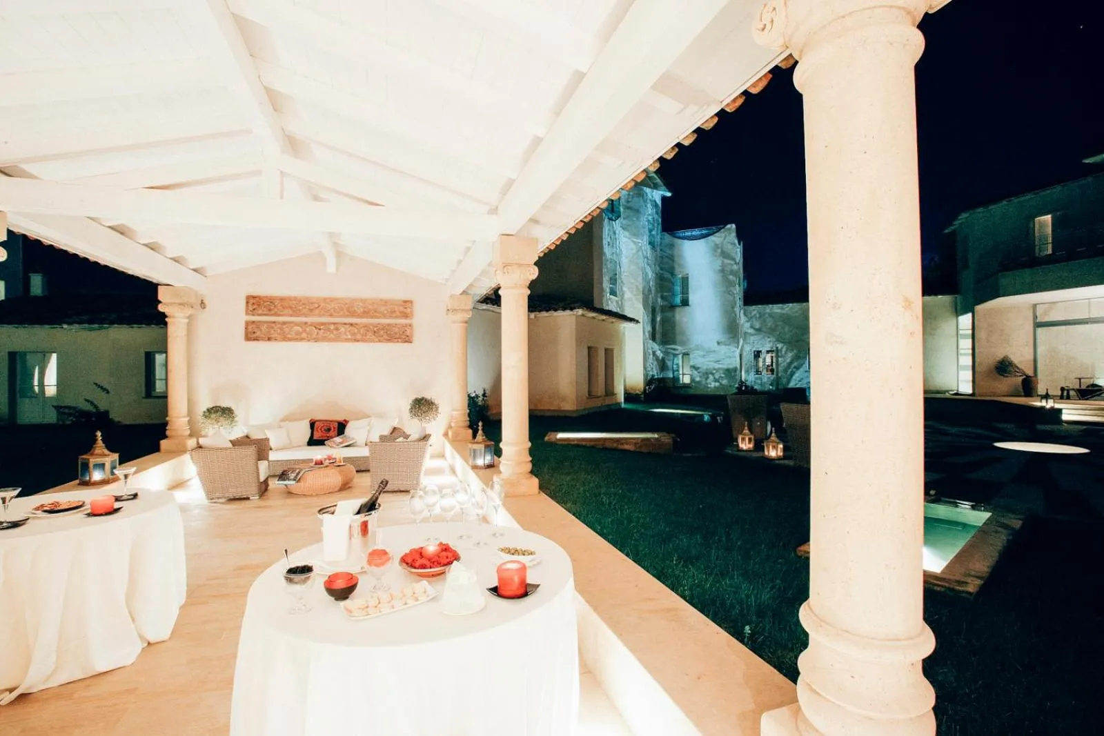 Property building in Tartheshotel