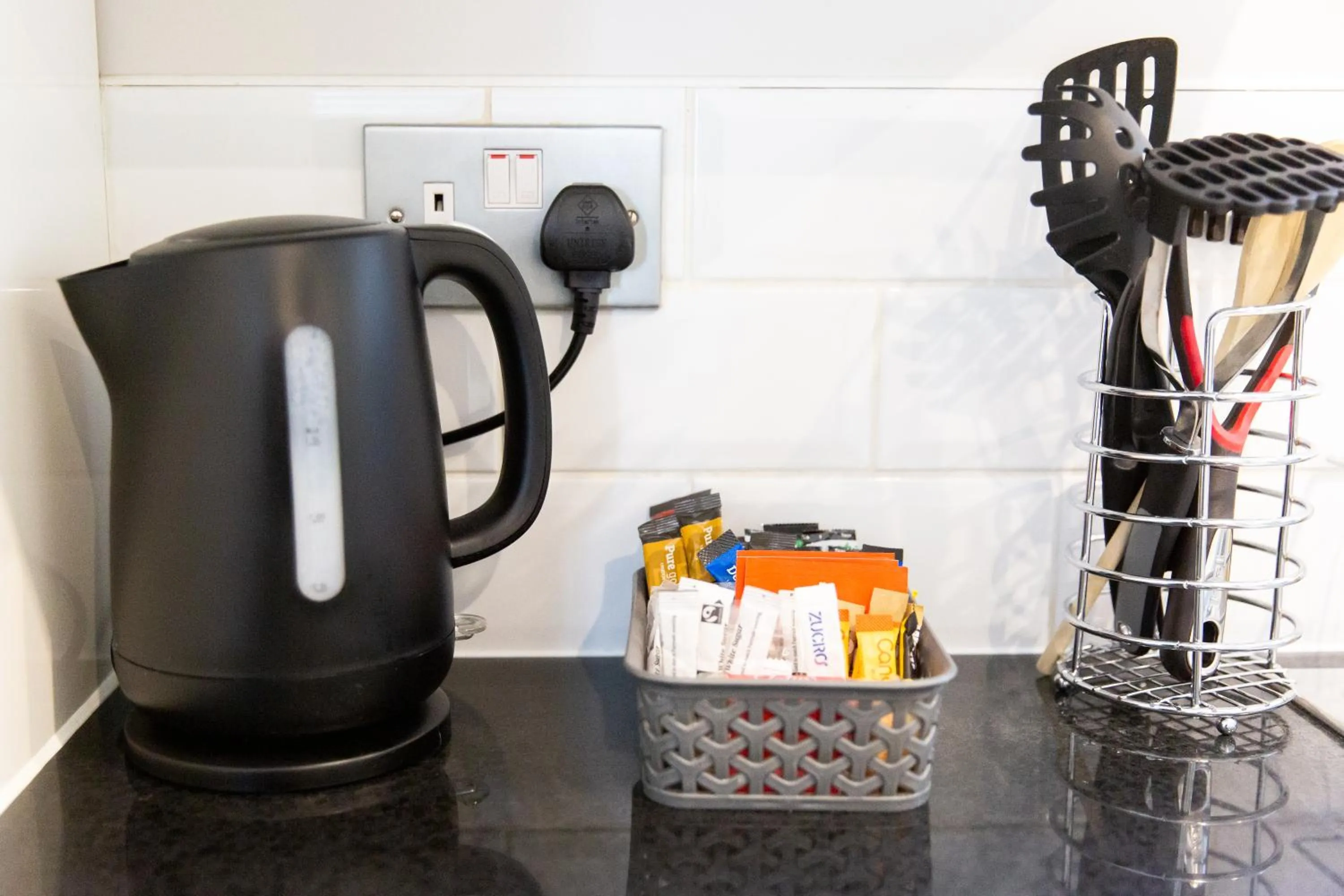 Kitchen or kitchenette in Velvet 2-bedroom apartment, Brewery Road, Hoddesdon