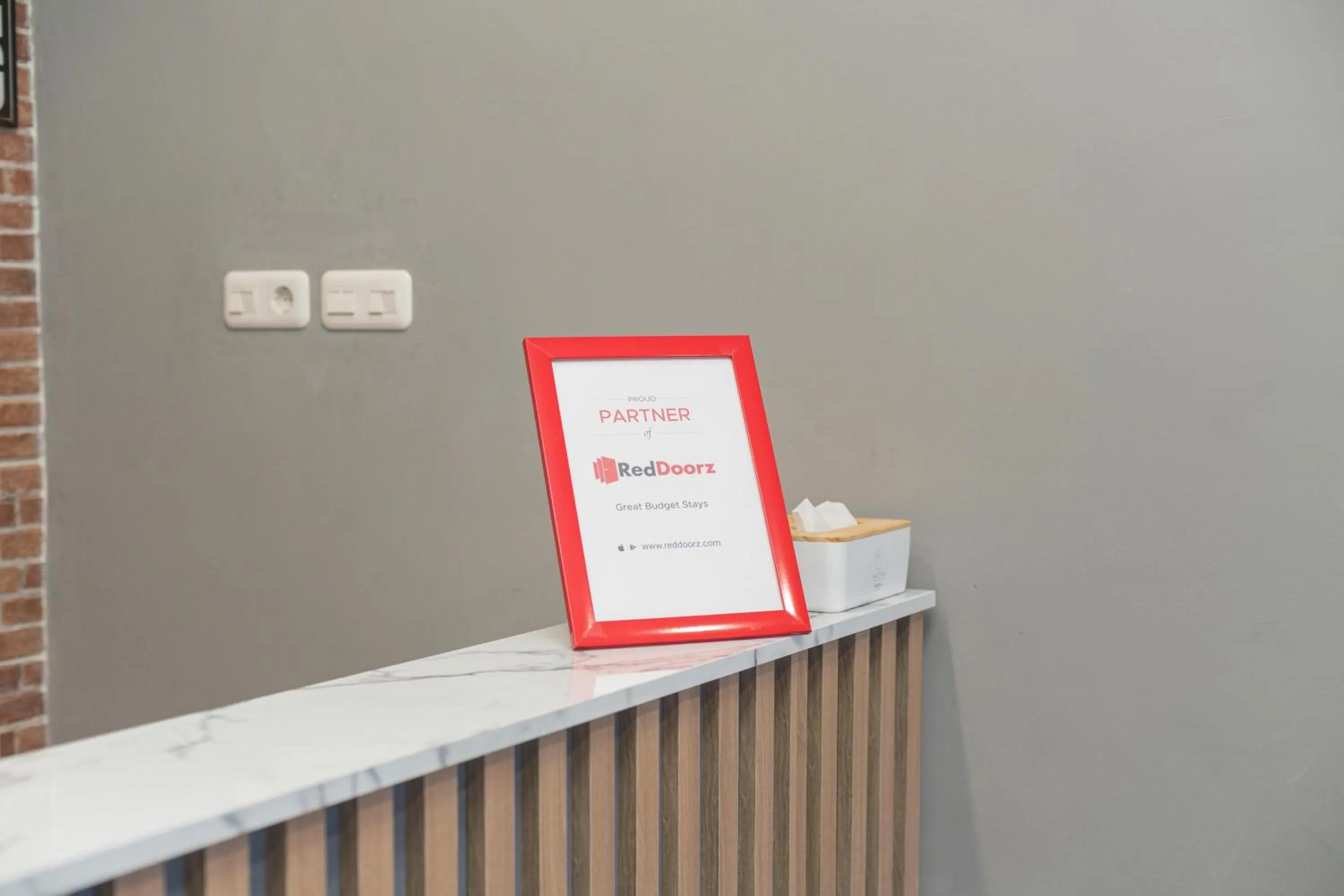 RedDoorz at Golden Averis Cibuluh Bogor