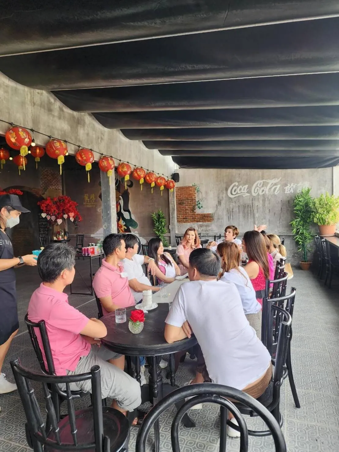 Restaurant/places to eat in 2499 Heritage Chinatown Bangkok Hotel By RoomQuest