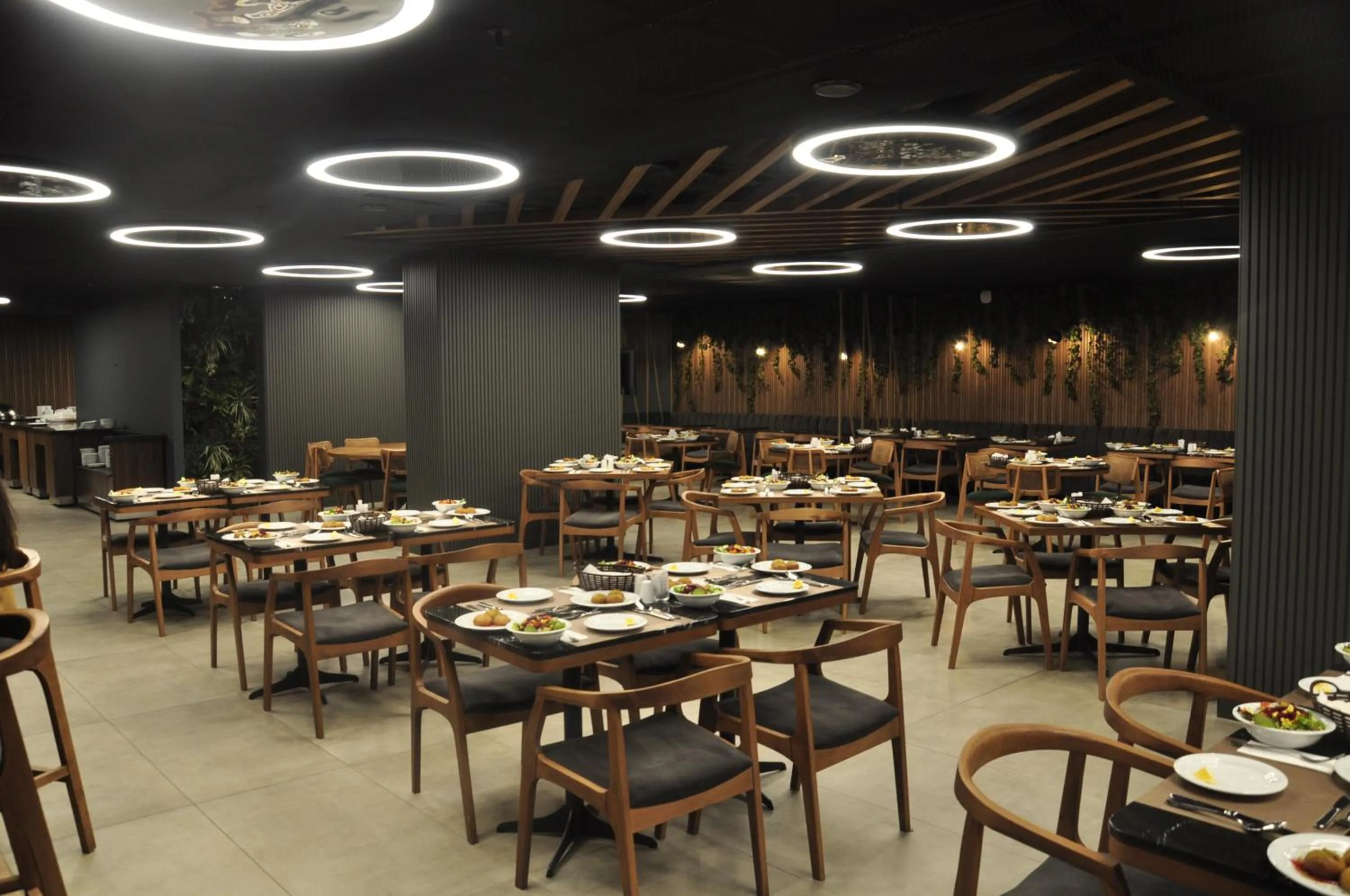 Restaurant/places to eat in Happy Inn Gebze Hotel