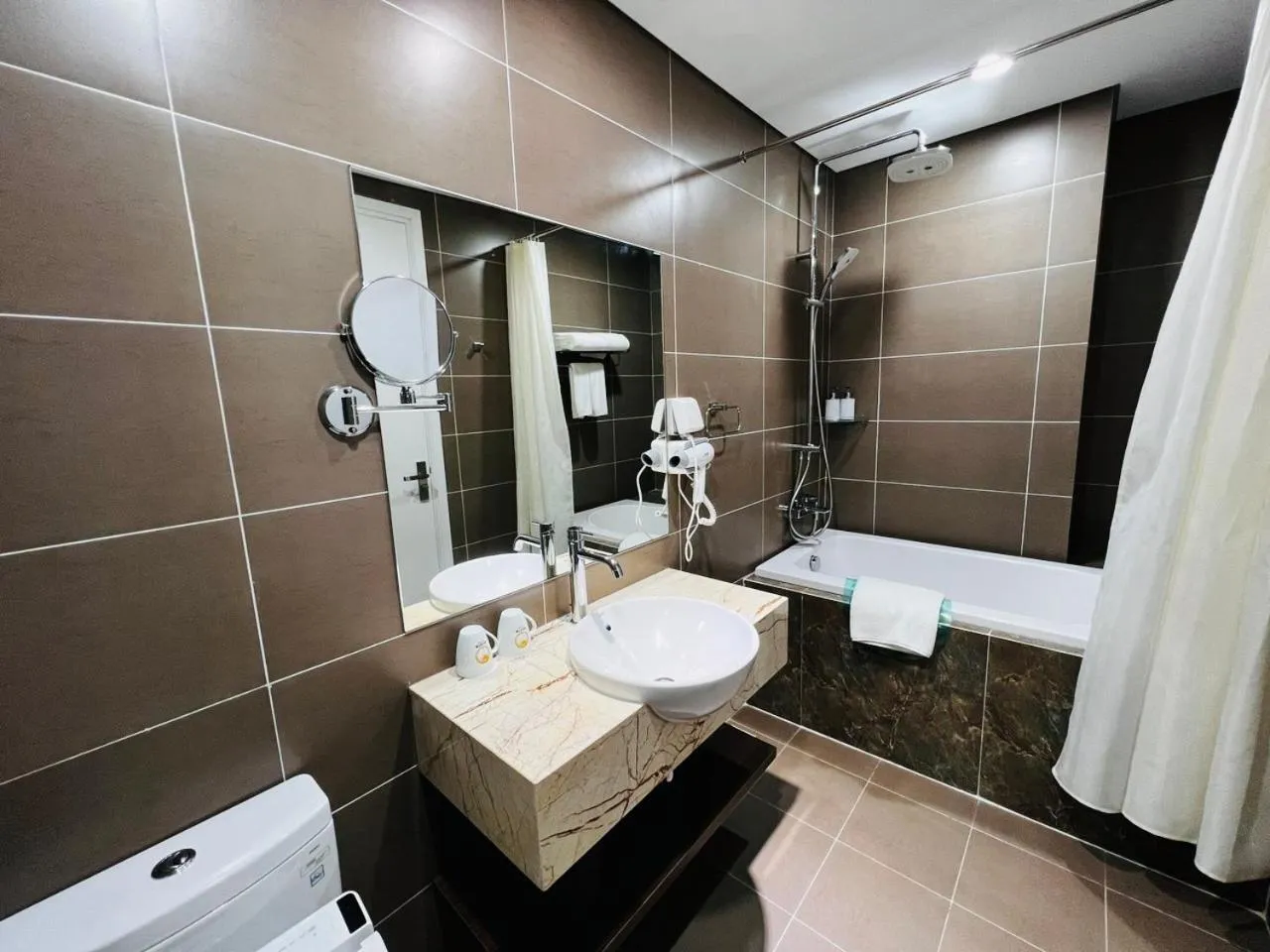 Bathroom in Nesta - The Grand Hao Nam
