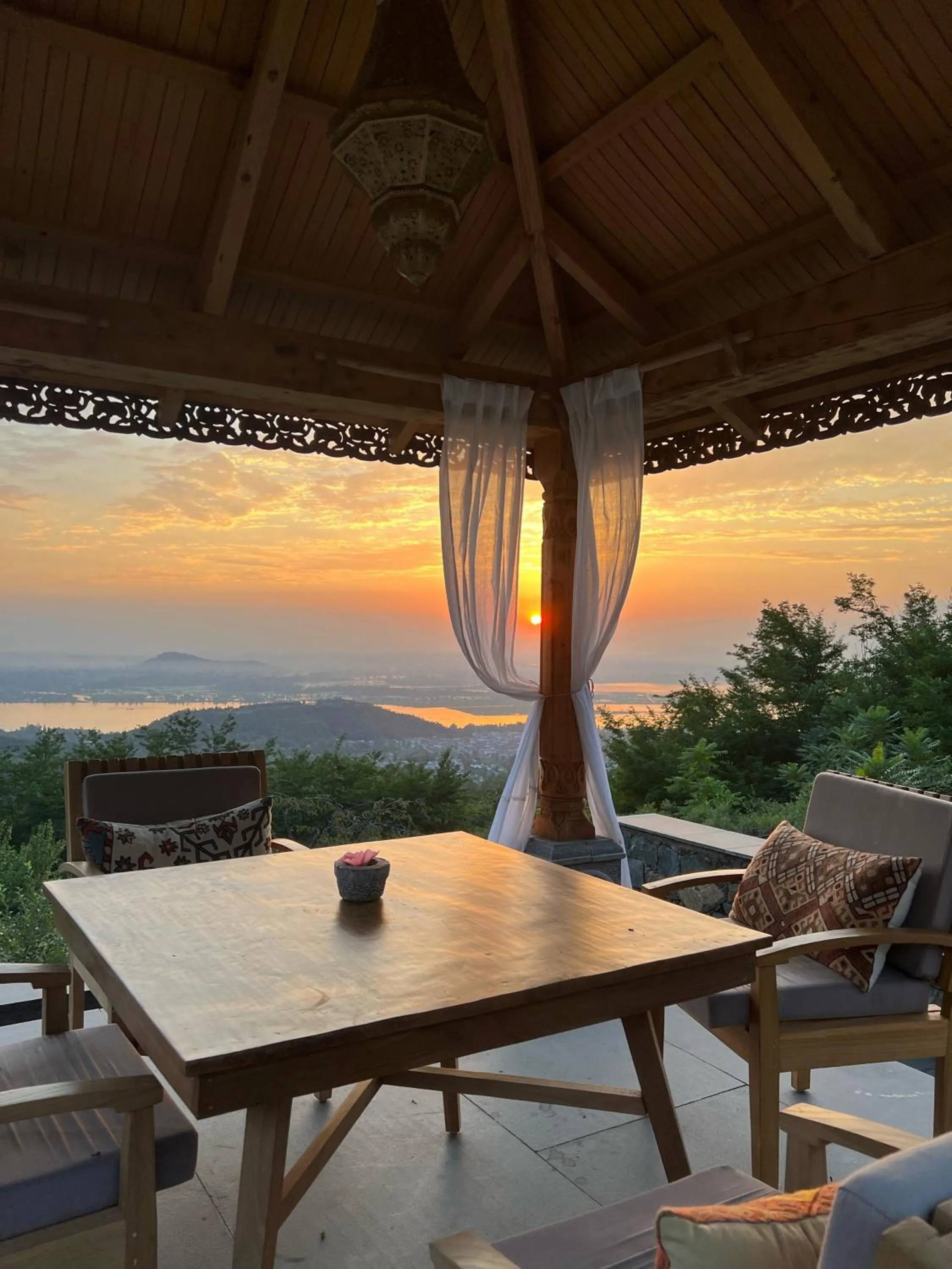 Property building in Qayaam Gah