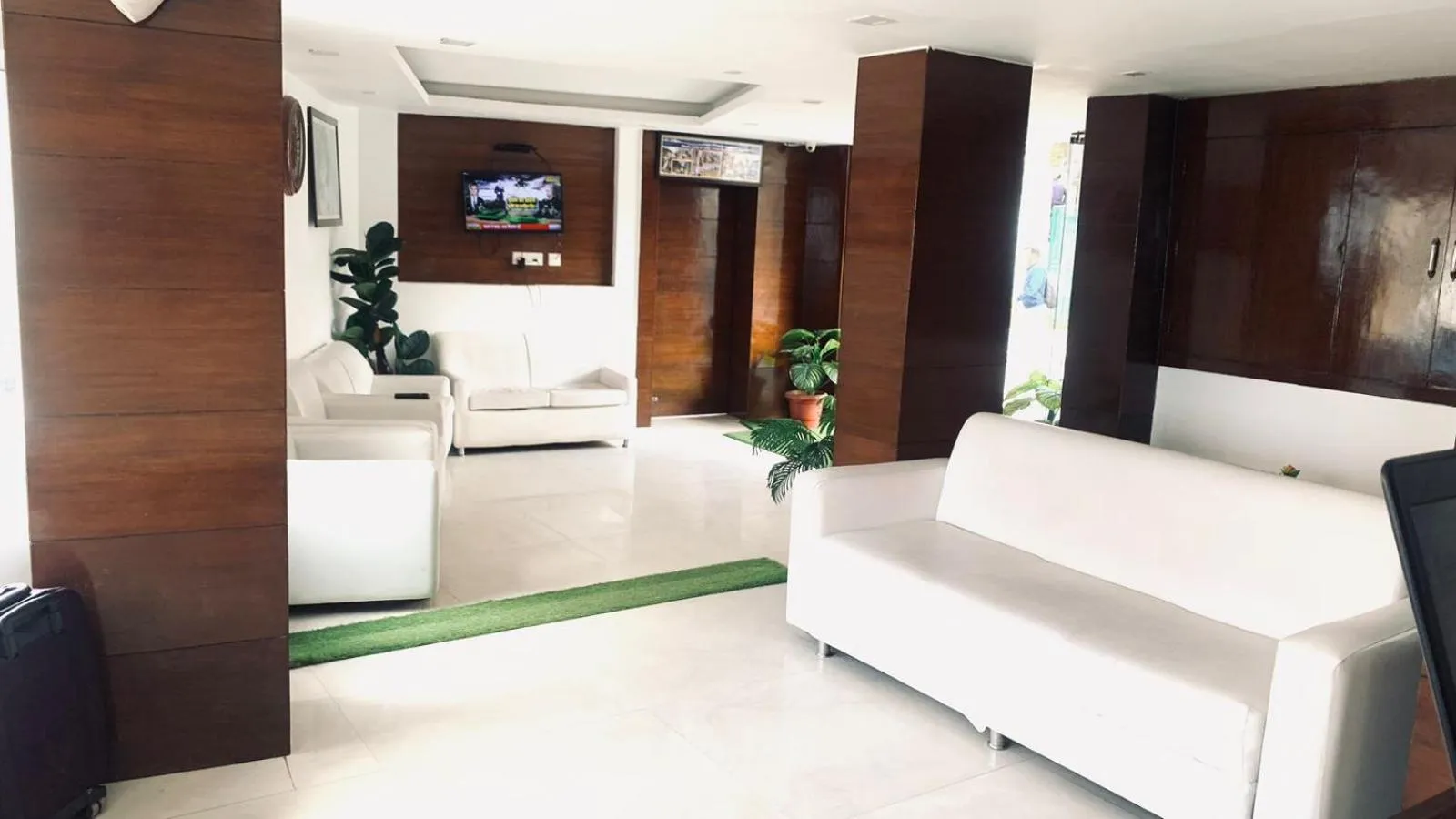 Lobby or reception in Hotel Royal Classic @ Mall Road Mussoorie