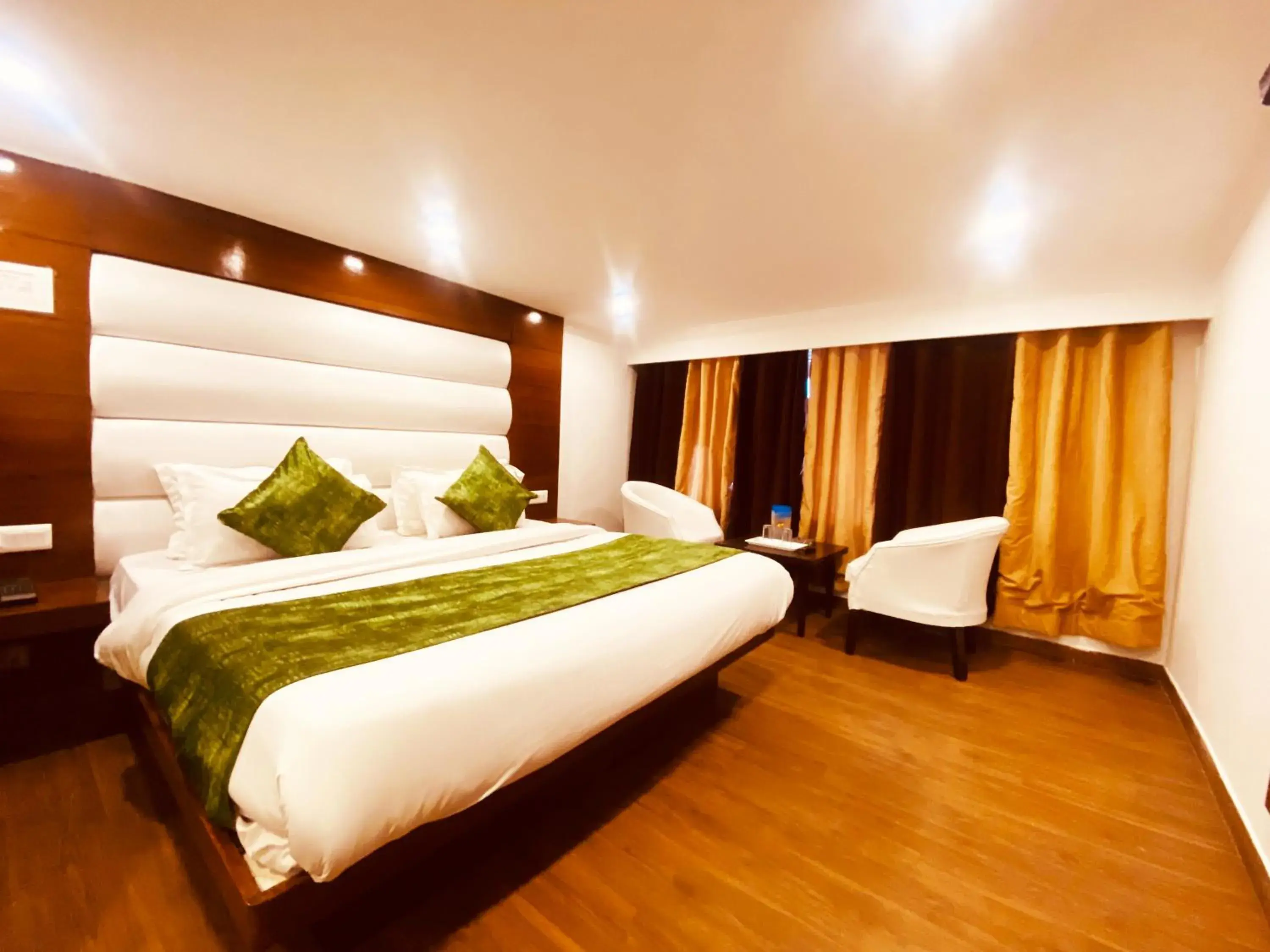 Standard Double Room - single occupancy in Hotel Royal Classic @ Mall Road Mussoorie Standard Double Room - single occupancy in Hotel Royal Classic @ Mall Road Mussoorie