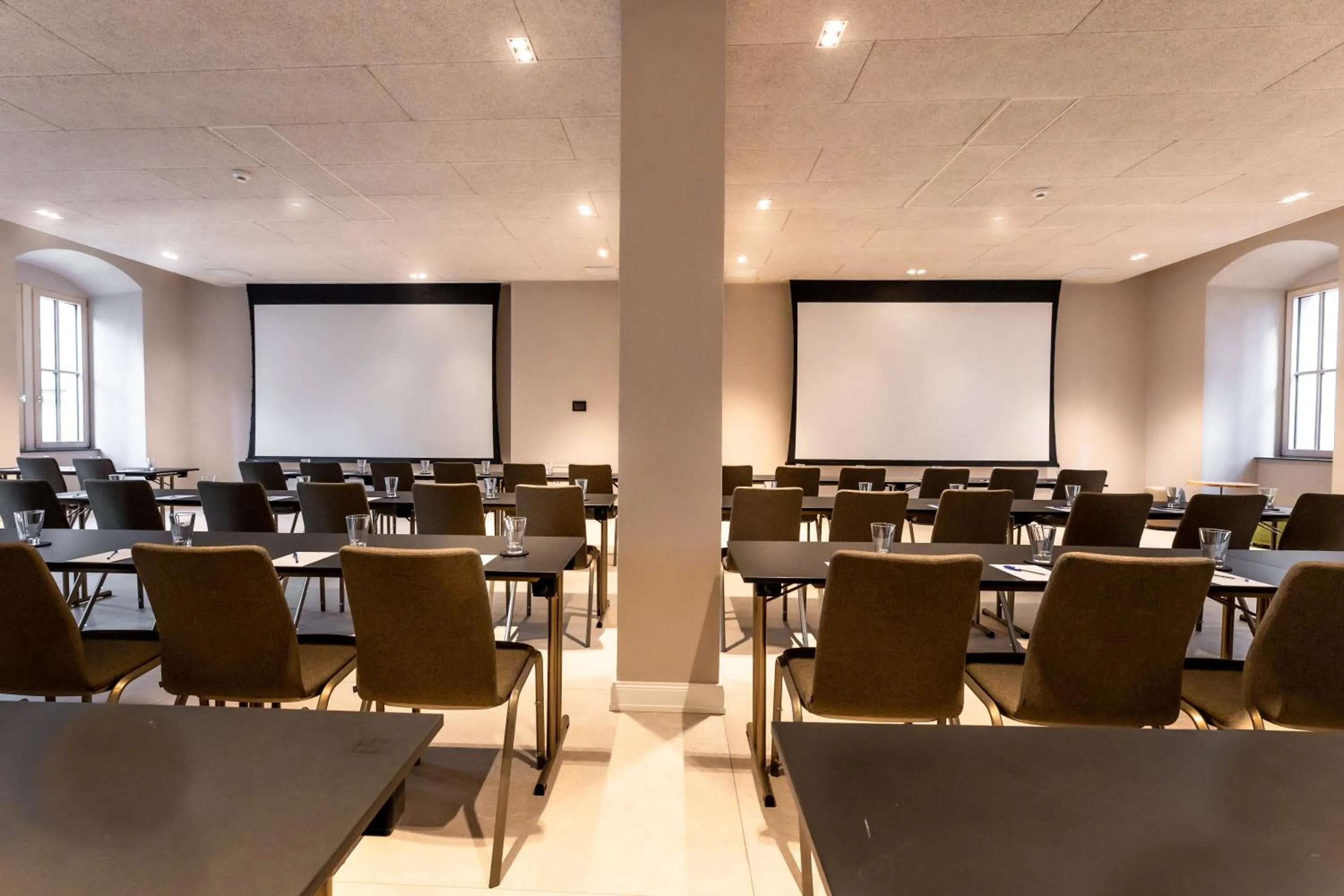 Meeting/conference room in DEINHARD's