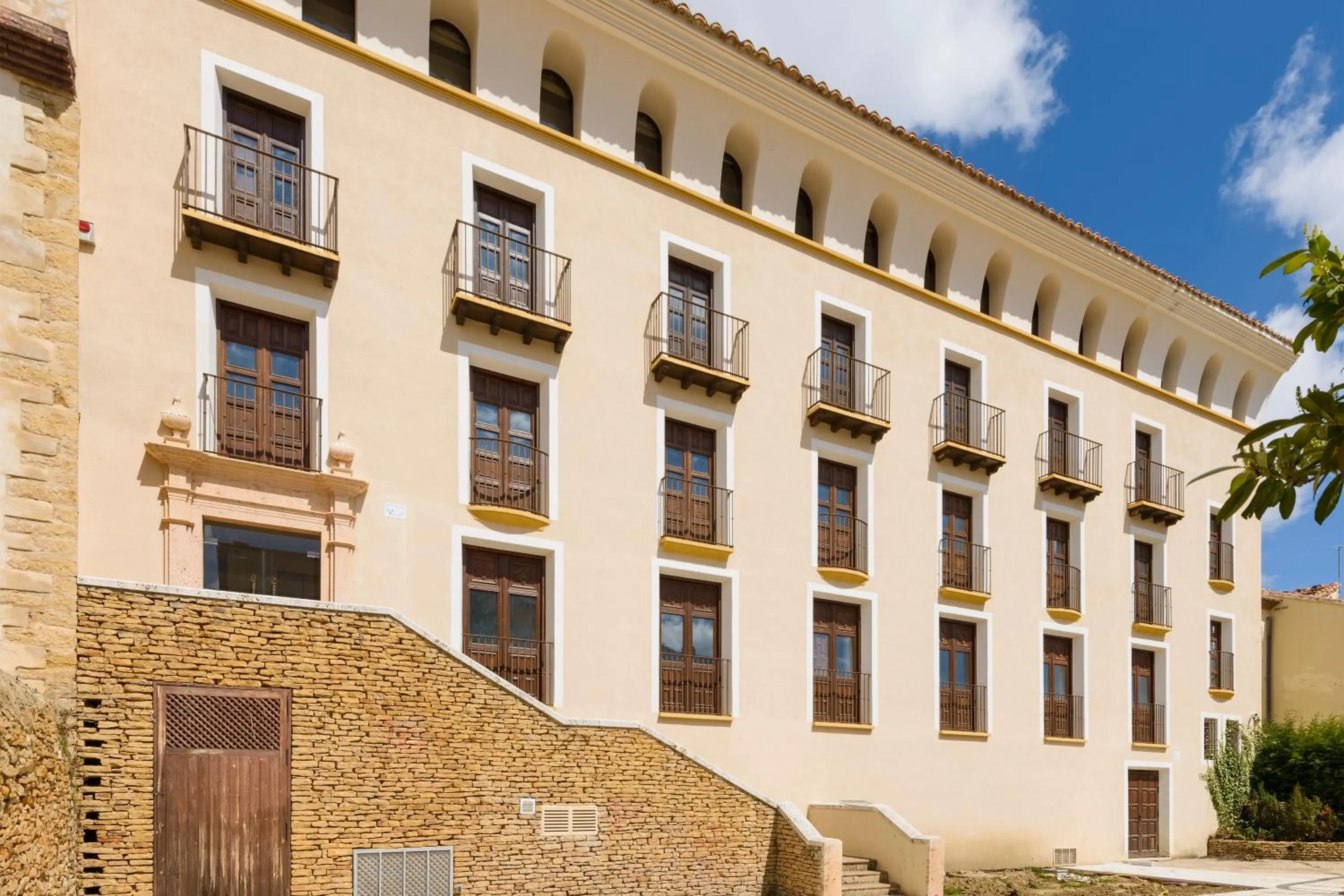 Property building in Hotel Palacio Matutano-Daudén