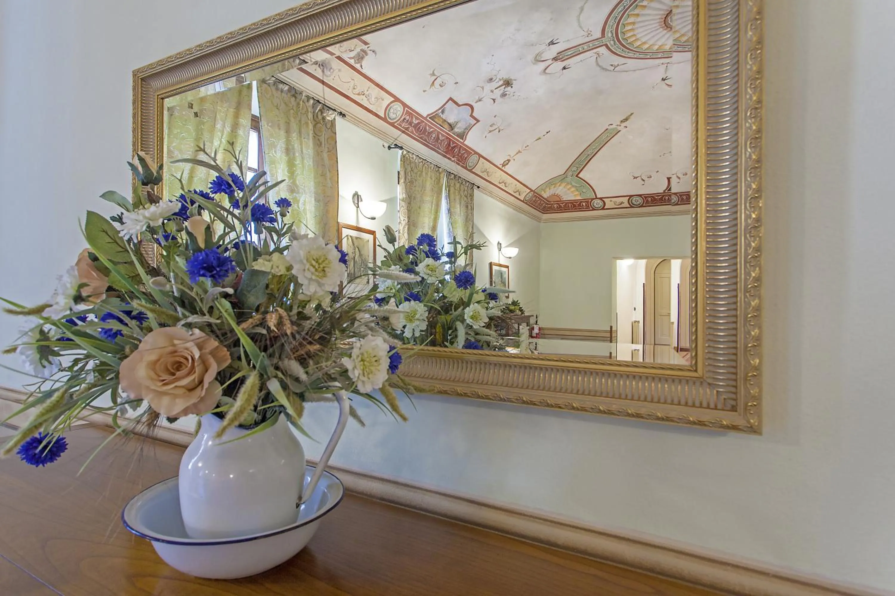 Lobby or reception in Relais Il Chiostro Di Pienza