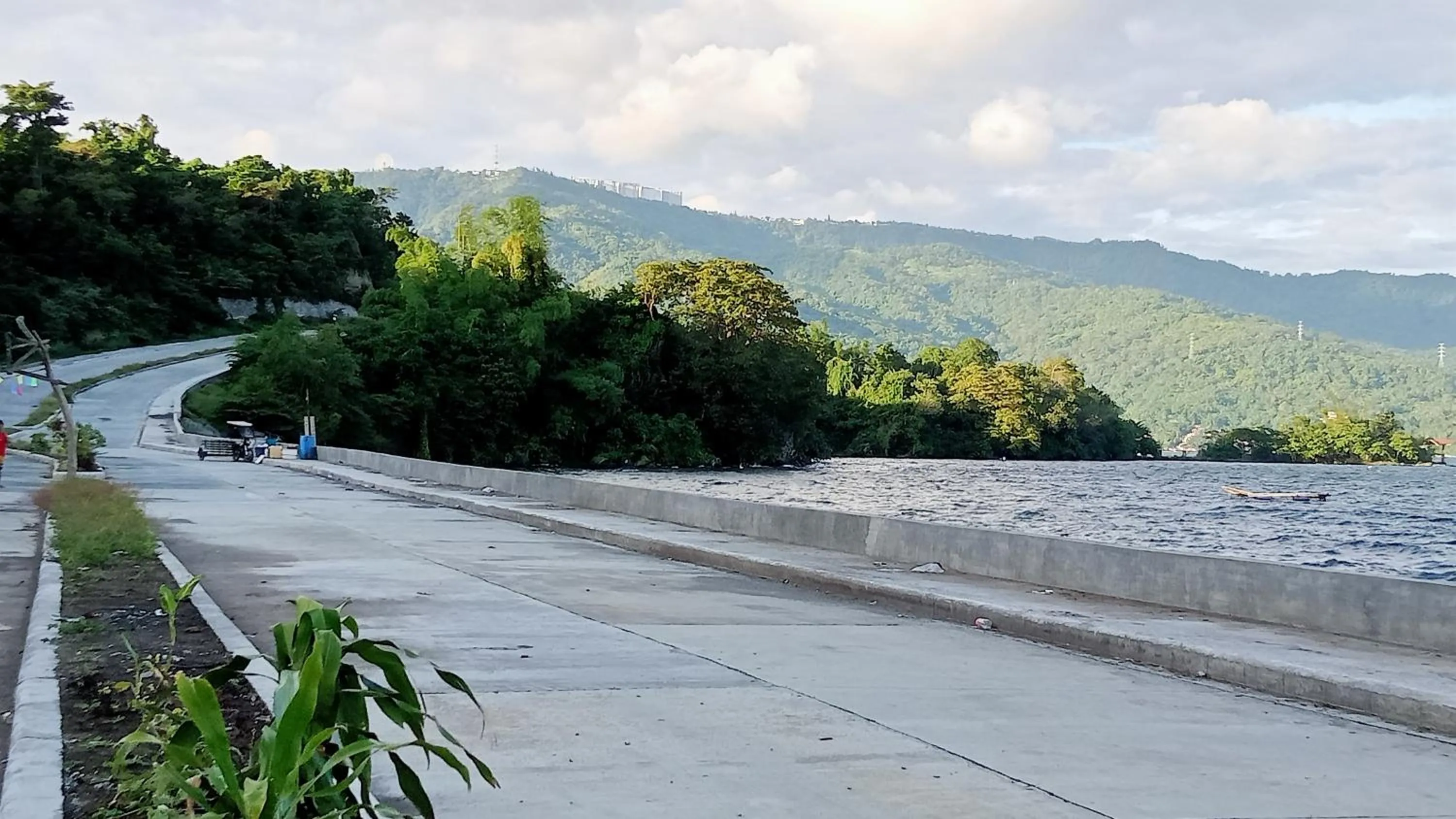 Facade/entrance in Baywalk Suites Batangas