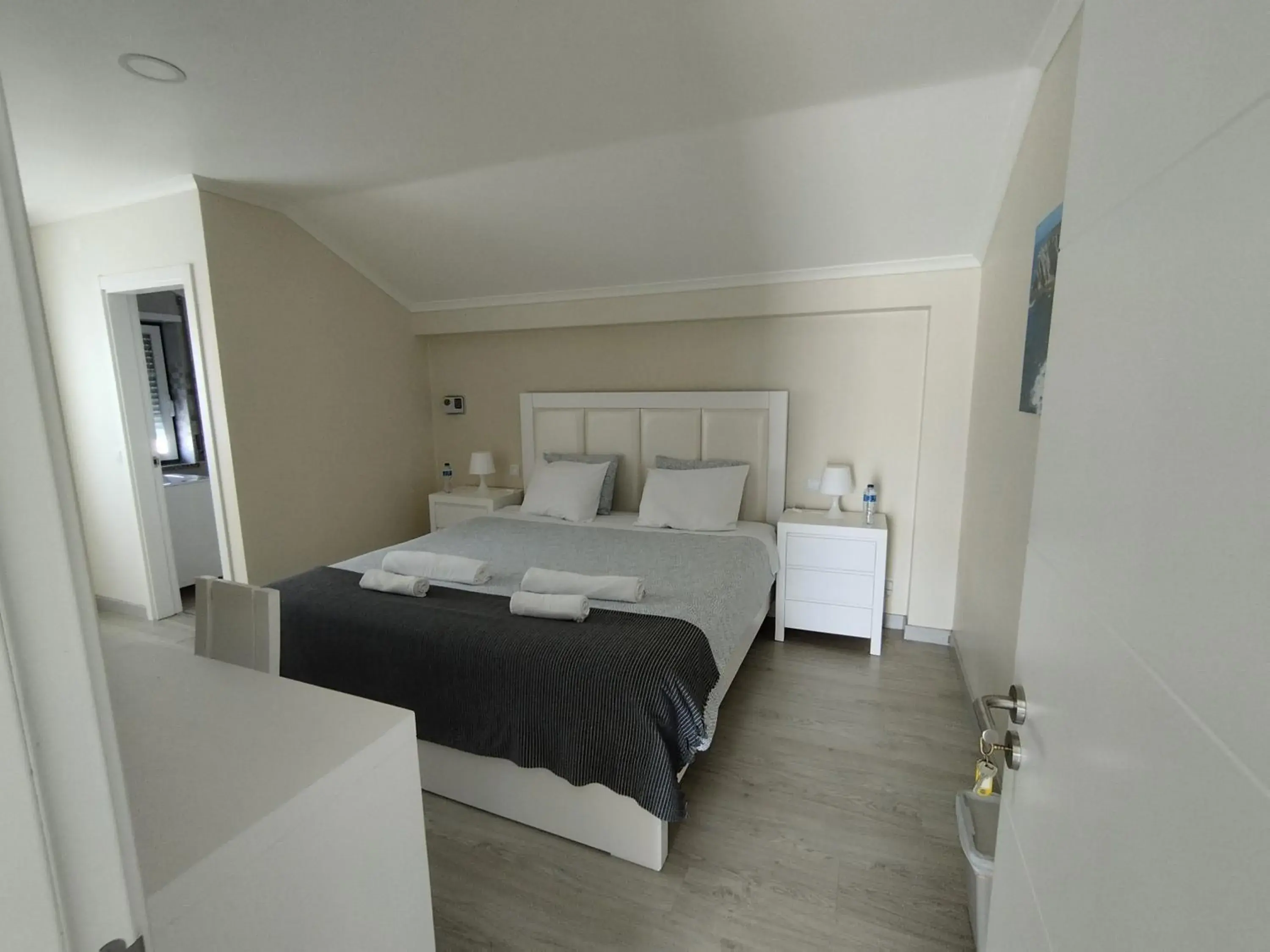 Double Room with Private Bathroom - single occupancy in Brisa Do Mar - Consolação Double Room with Private Bathroom - single occupancy in Brisa Do Mar - Consolação