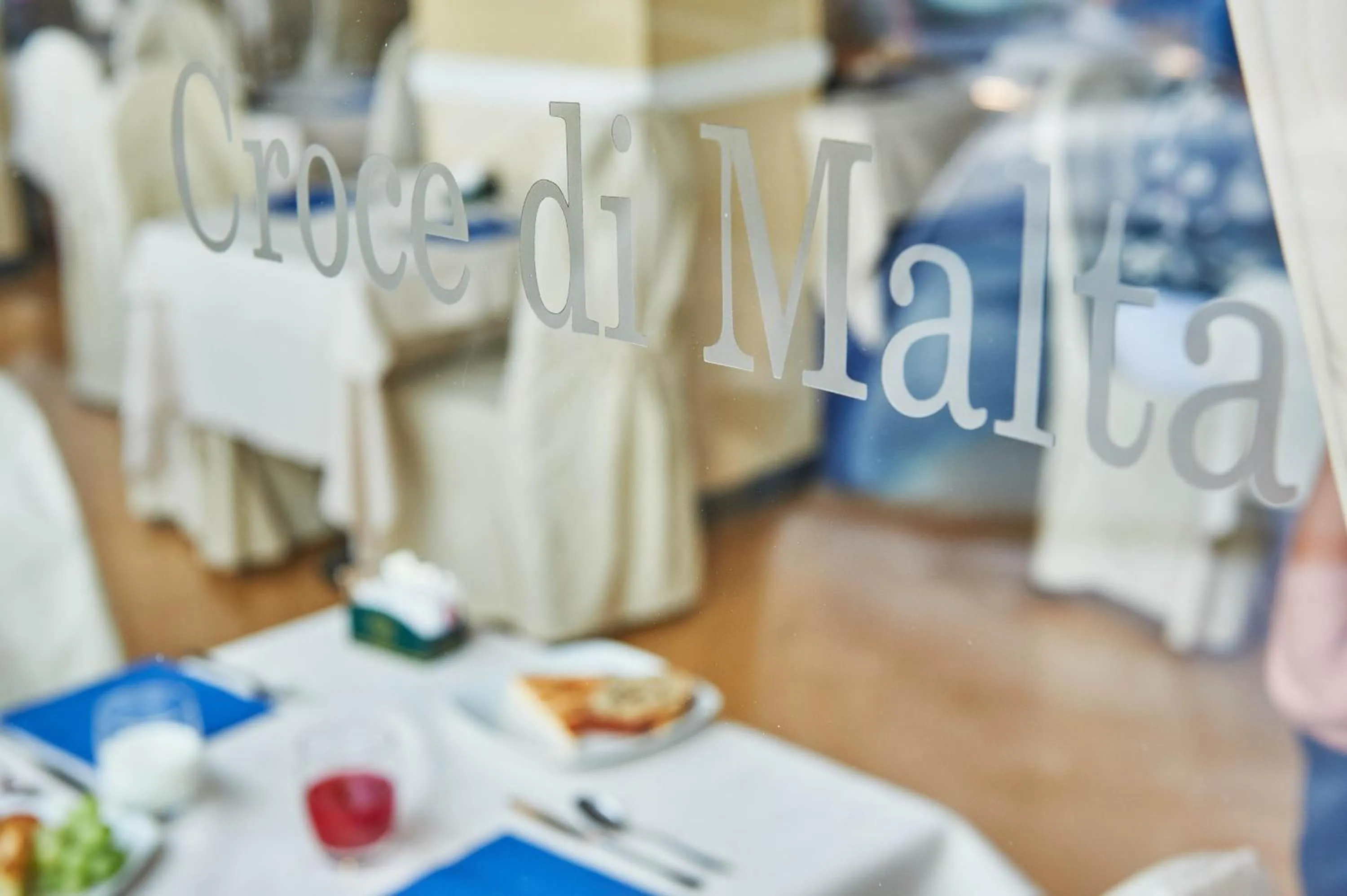 Restaurant/places to eat in Hotel Croce Di Malta