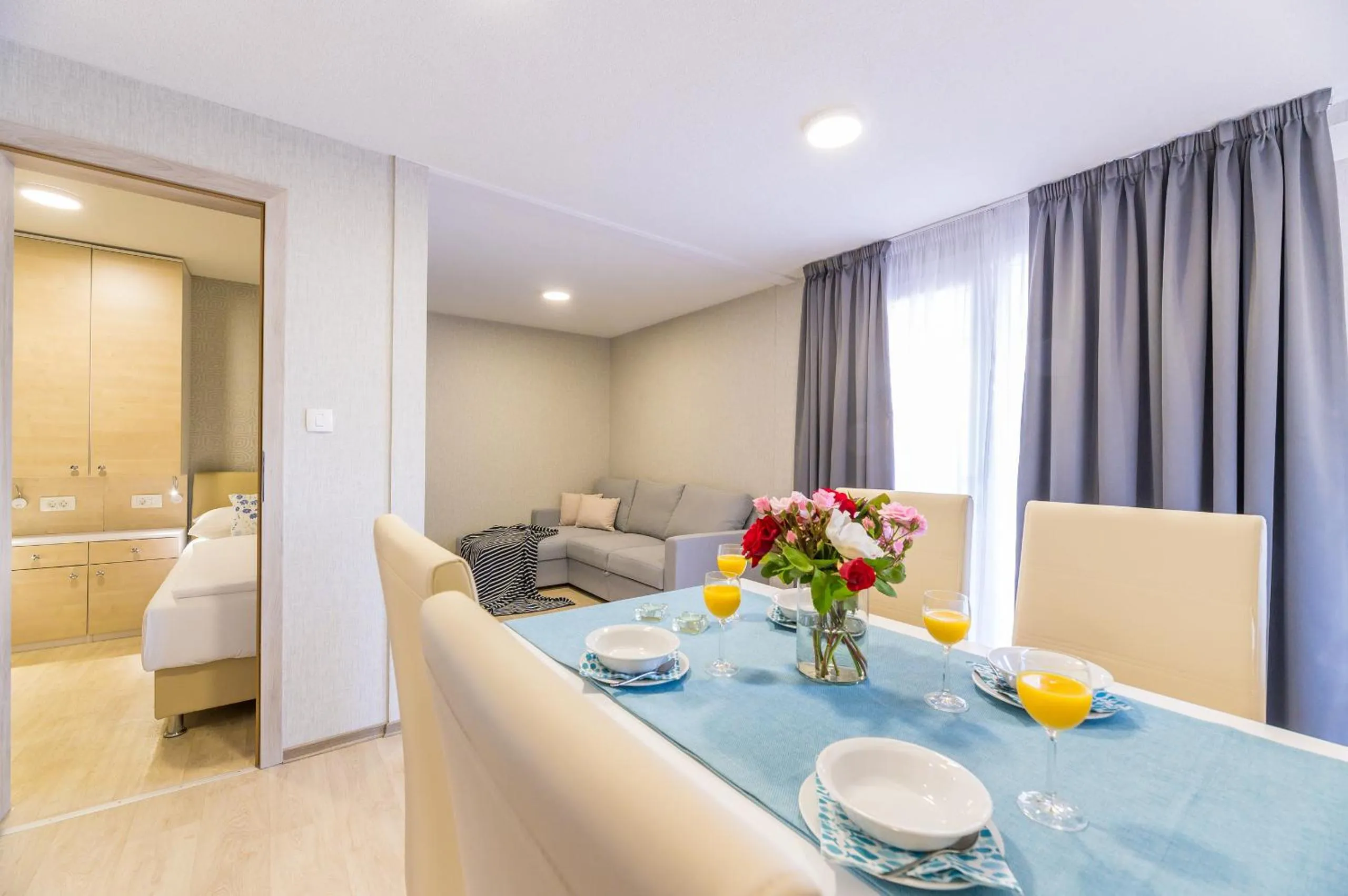 Dining area, Bed in Mobile Homes Krk Silo