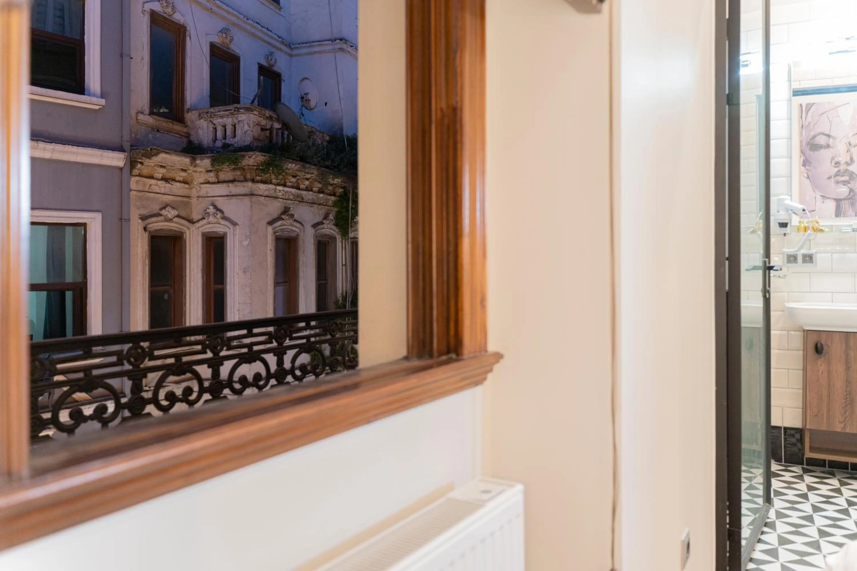 Balcony/Terrace in Rafinn Hotel