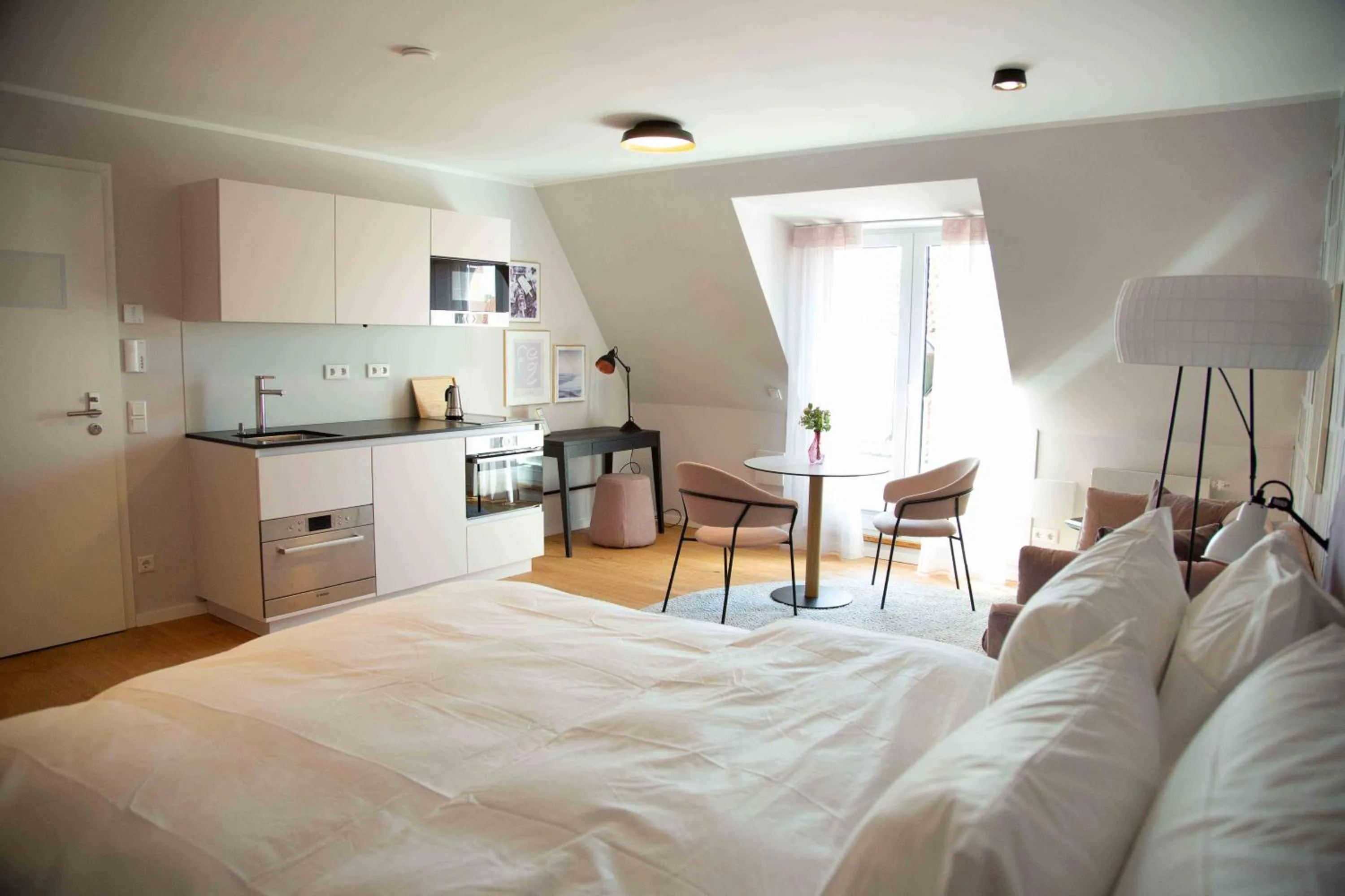 Kitchen or kitchenette, Bed in 21rooms