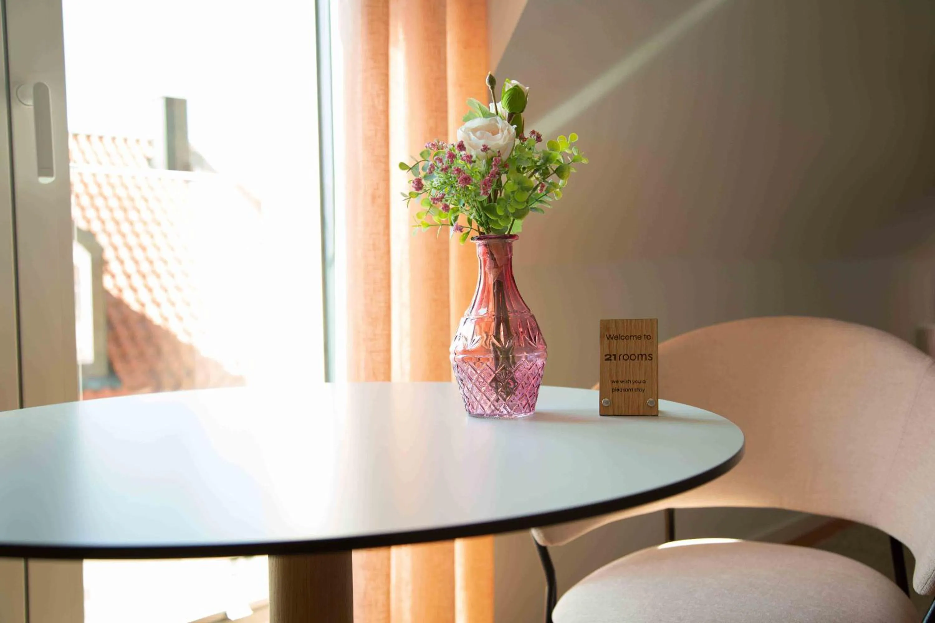 Seating area in 21rooms