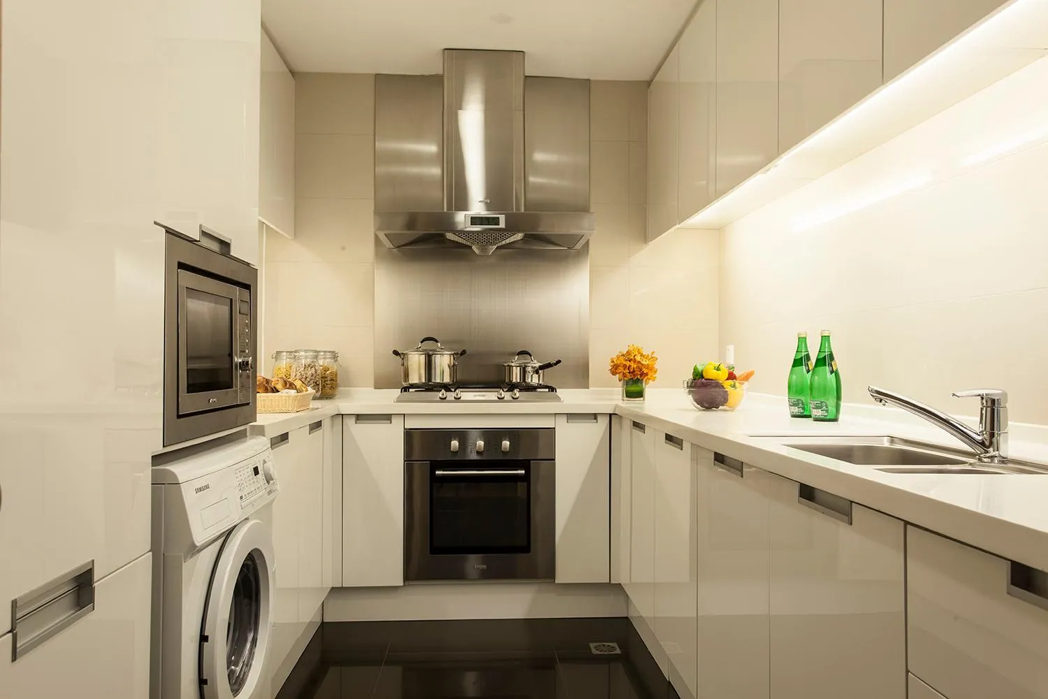 Kitchen or kitchenette in Somerset Grand Central Dalian