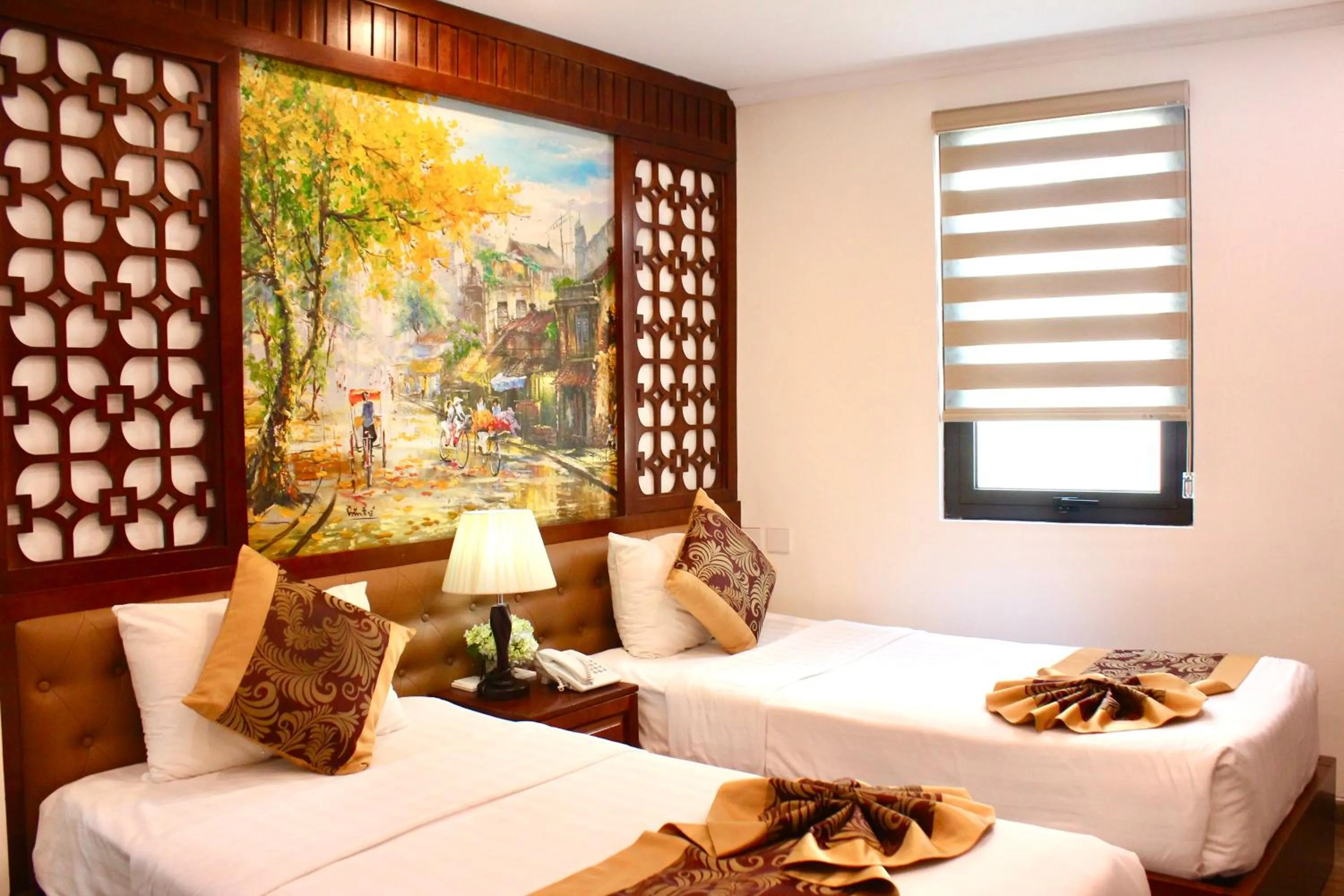 Photo of the whole room, Bed in DE LA SOIE Hotel & Travel