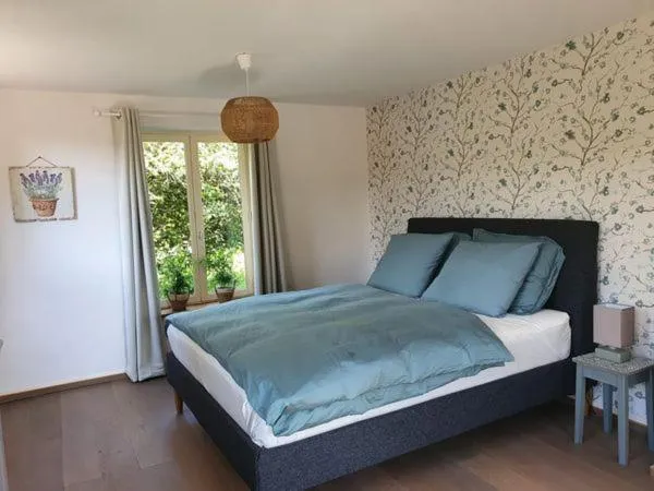 Bed in Champ Du Bois