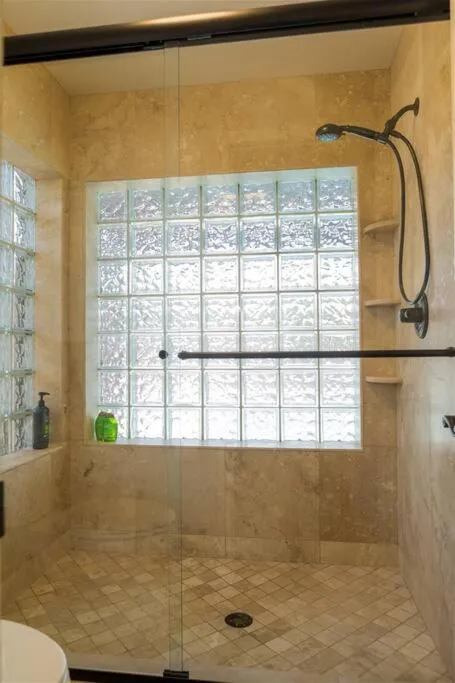 Cozy home with pool, fire table, BBQ, RV parking