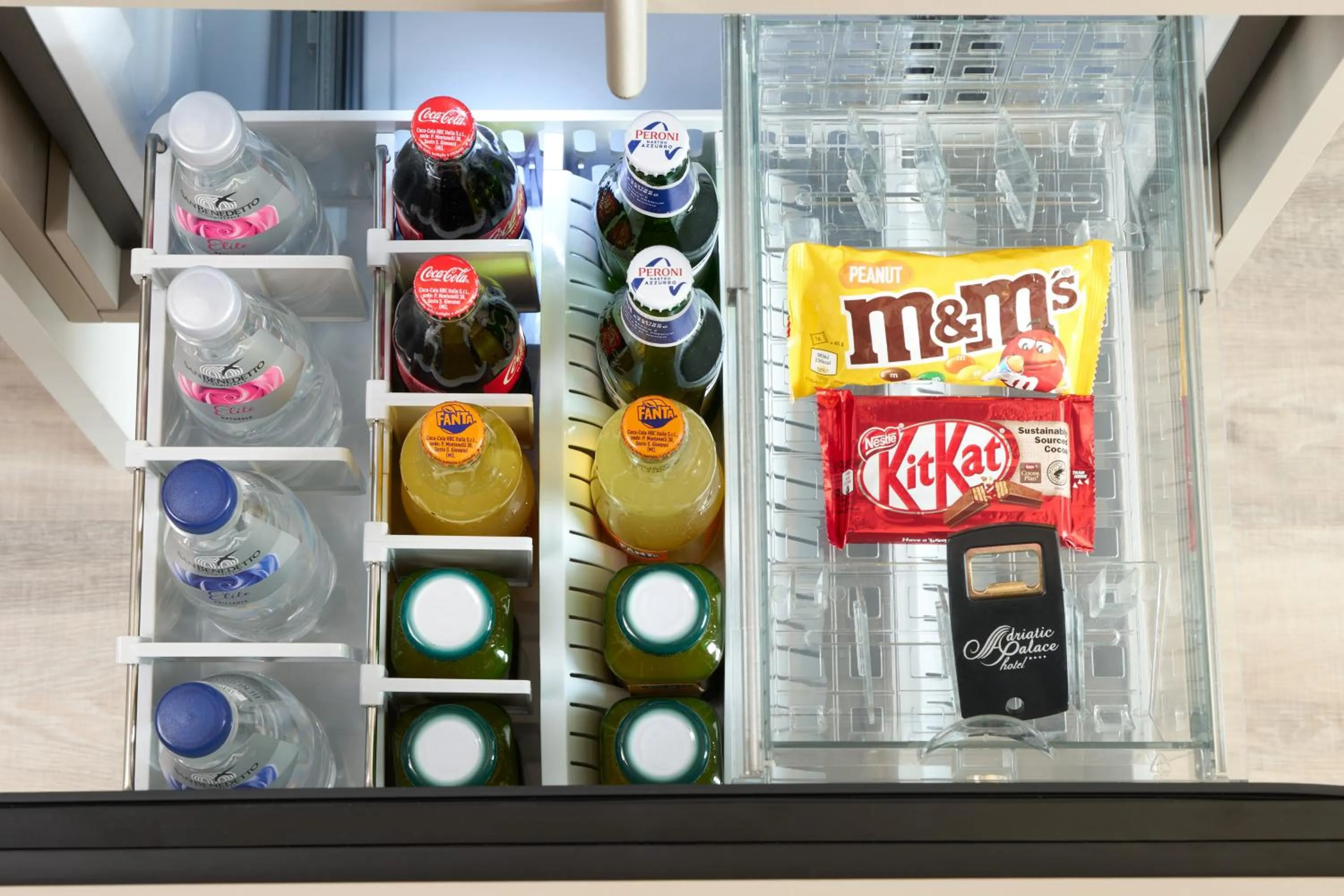 Coffee/tea facilities in Adriatic Palace Hotel