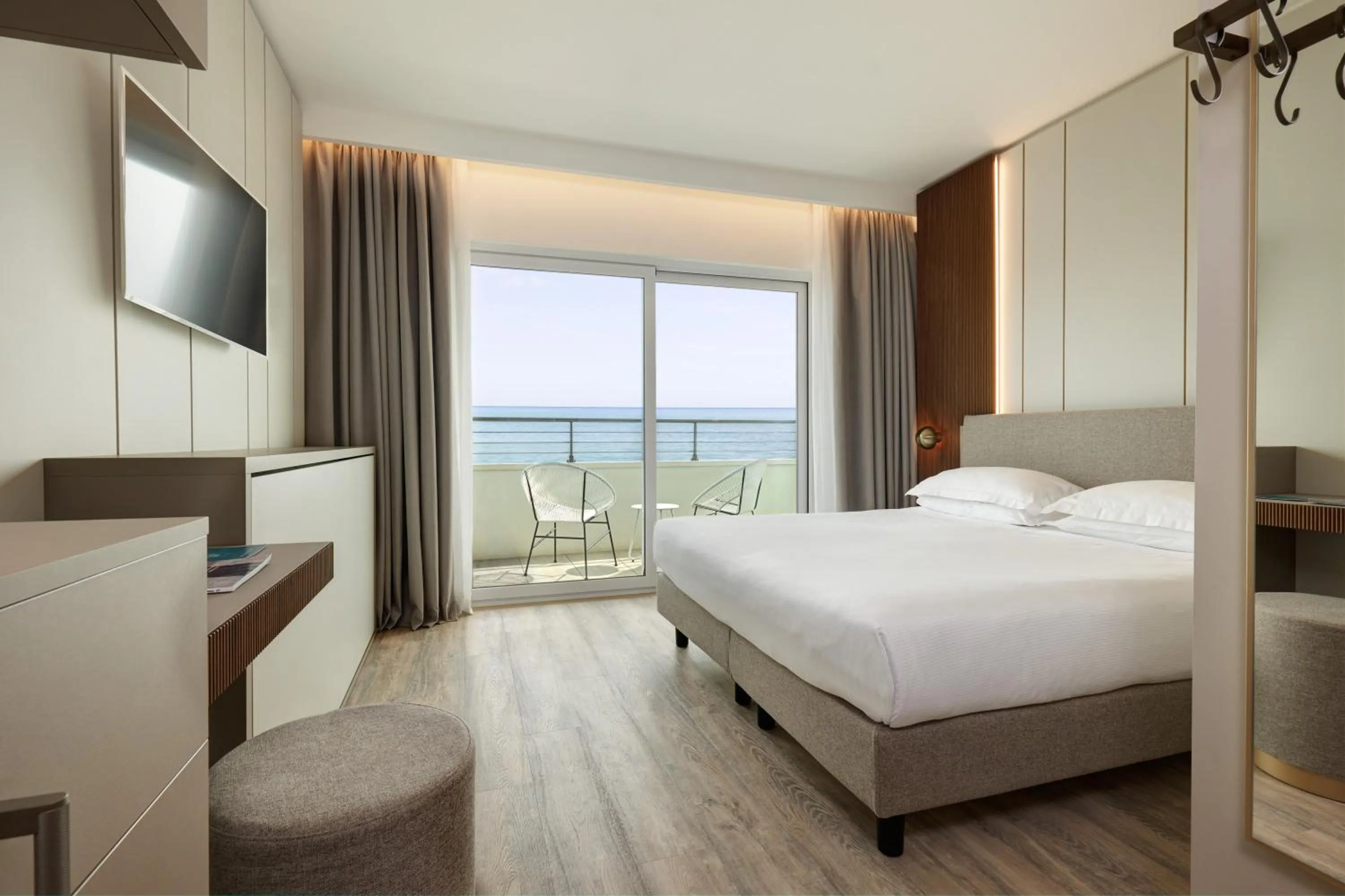 Bed in Adriatic Palace Hotel