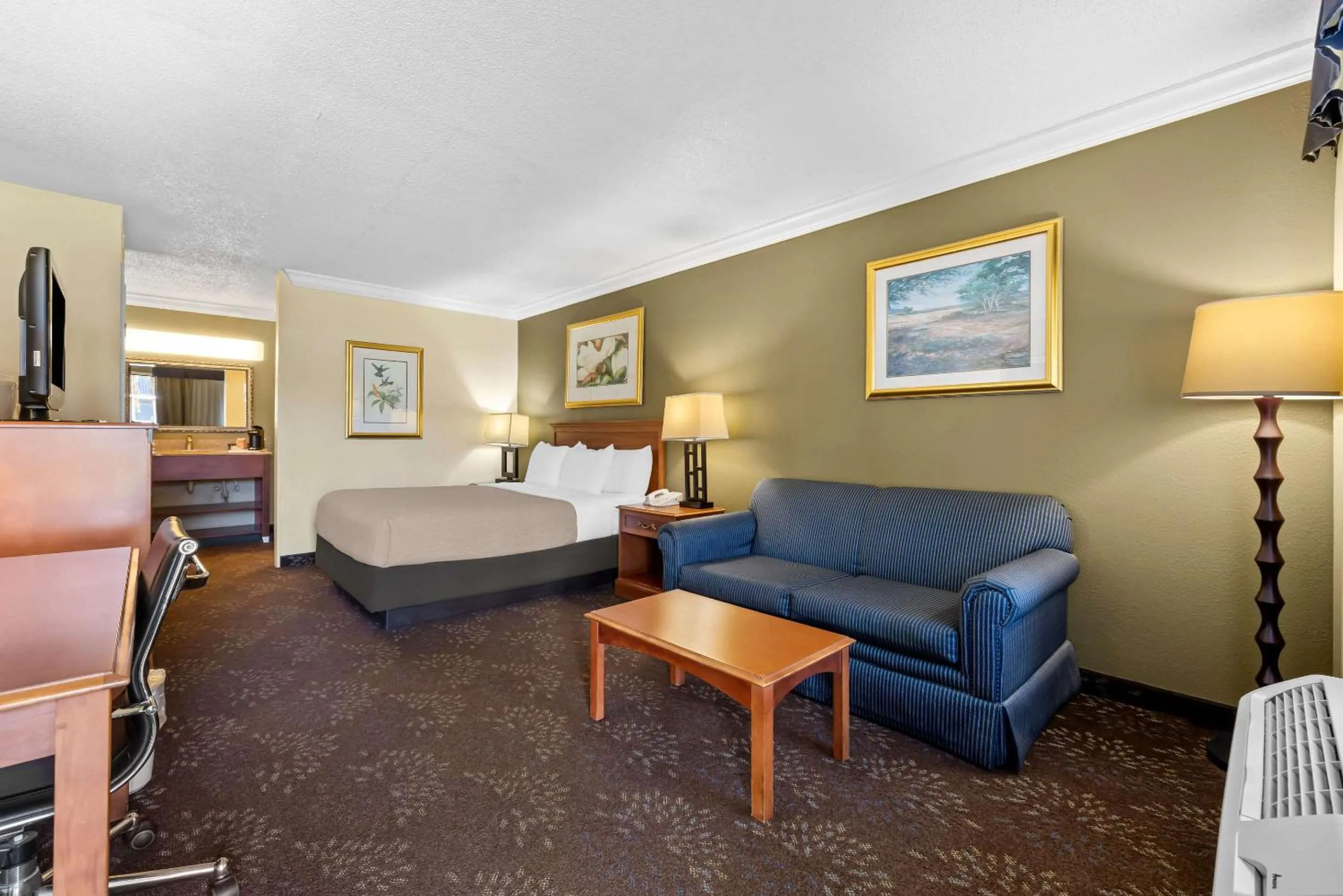 Bedroom, Bed in Quality Inn Morgan City